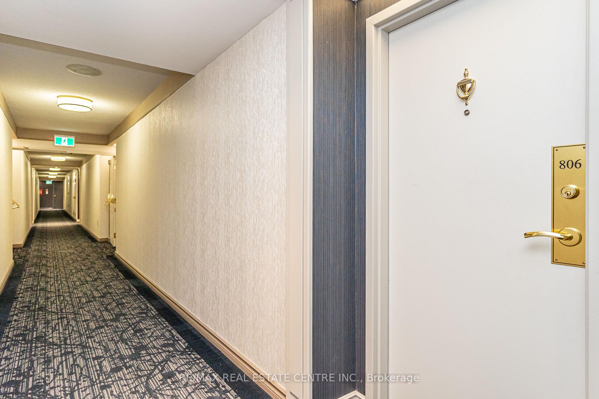 Photo 7 of Unit 806, 20 Cherrytree Drive, Brampton, Fletcher's Creek South — HOMEH