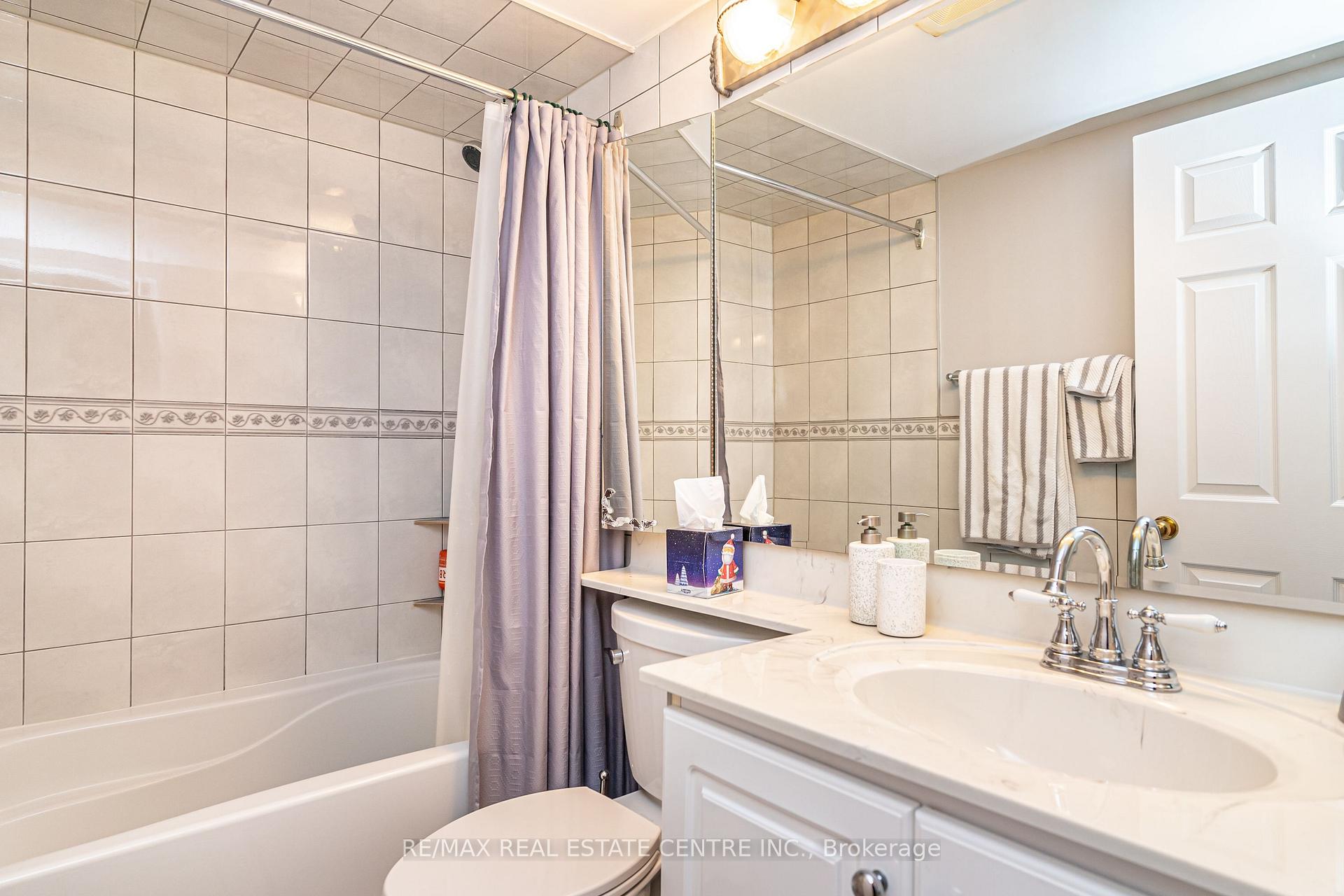 Photo 24 of Unit 806, 20 Cherrytree Drive, Brampton, Fletcher's Creek South — HOMEH