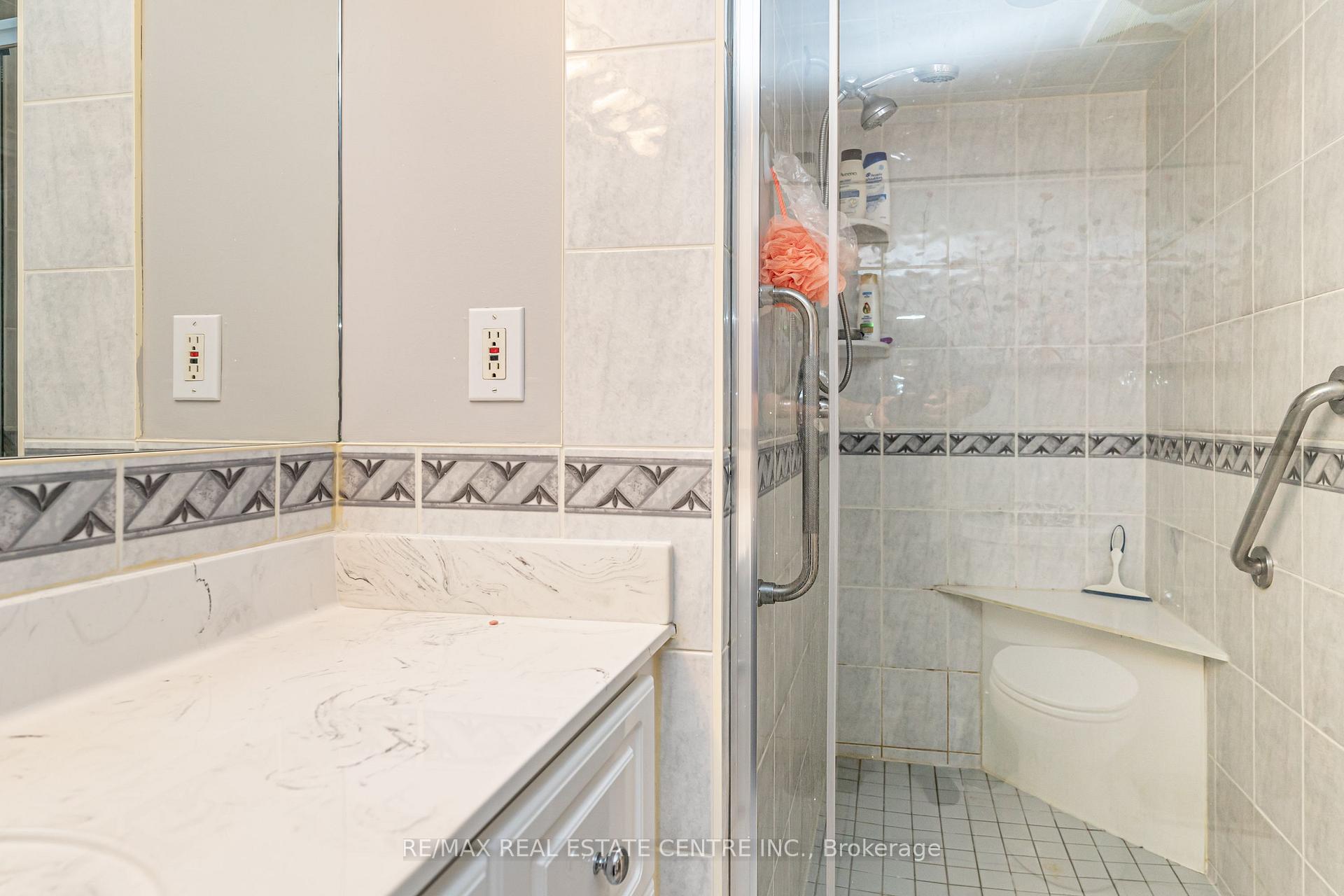 Photo 29 of Unit 806, 20 Cherrytree Drive, Brampton, Fletcher's Creek South — HOMEH