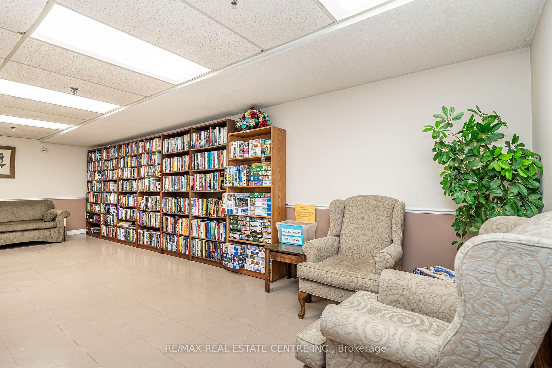 Photo 35 of Unit 806, 20 Cherrytree Drive, Brampton, Fletcher's Creek South — HOMEH