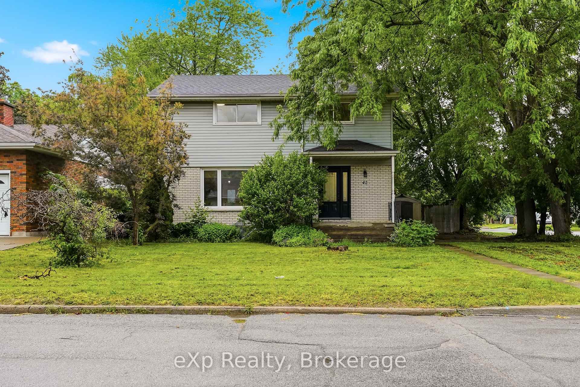 Photo 2 of 42 Rosewood Avenue, Belleville, Belleville Ward — HOMEH