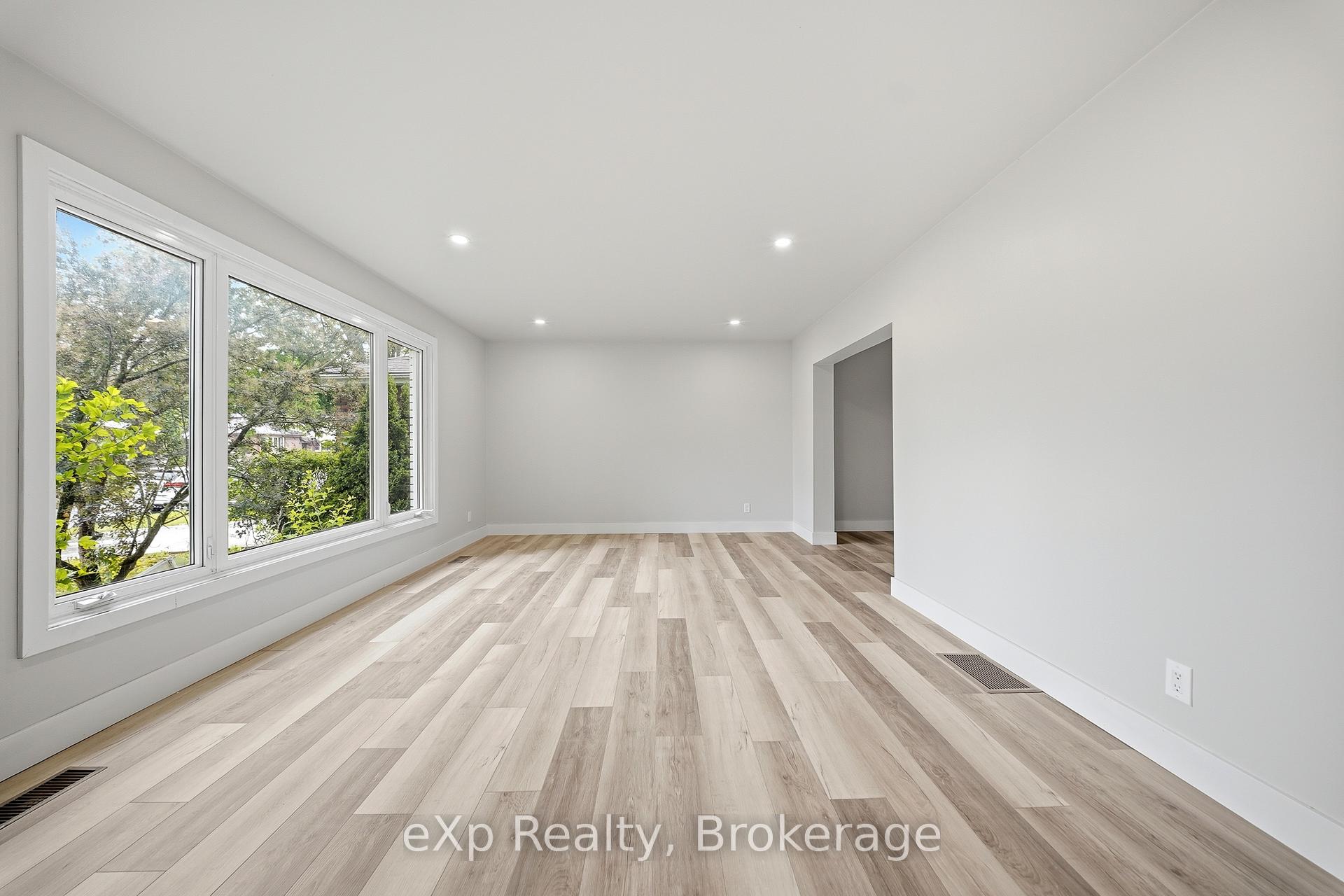 Photo 5 of 42 Rosewood Avenue, Belleville, Belleville Ward — HOMEH
