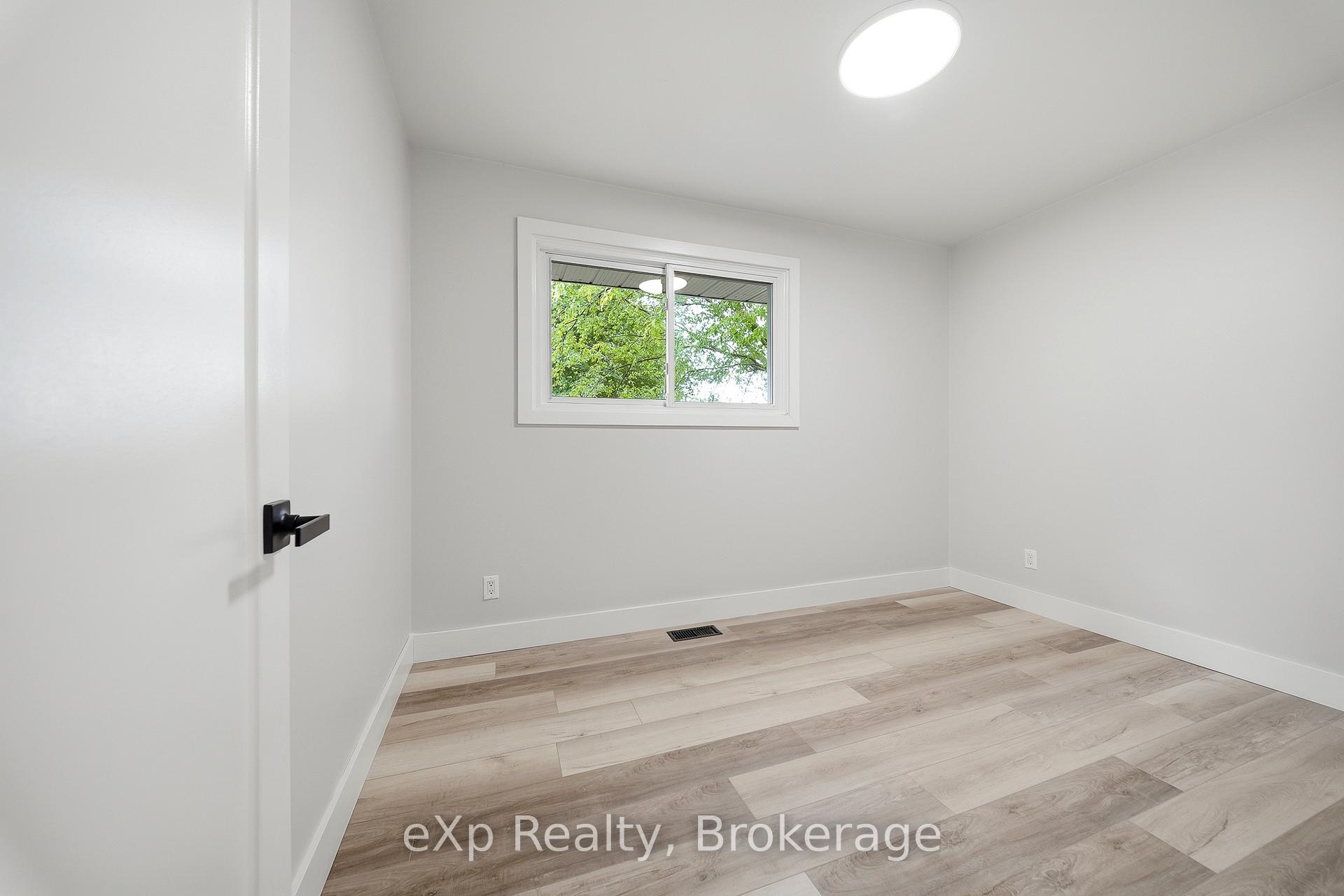 Photo 21 of 42 Rosewood Avenue, Belleville, Belleville Ward — HOMEH