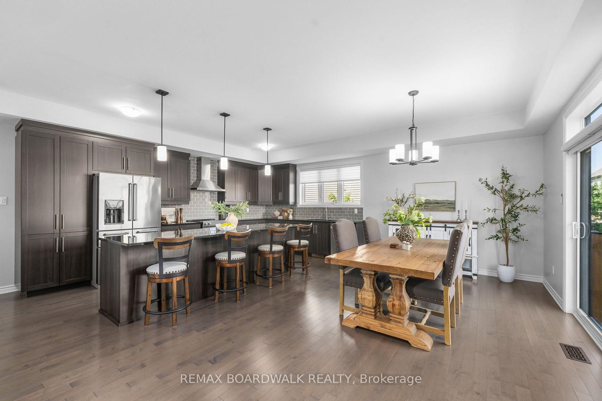 Photo 8 of 112 Francis Street, Carleton Place, Carleton Place — HOMEH