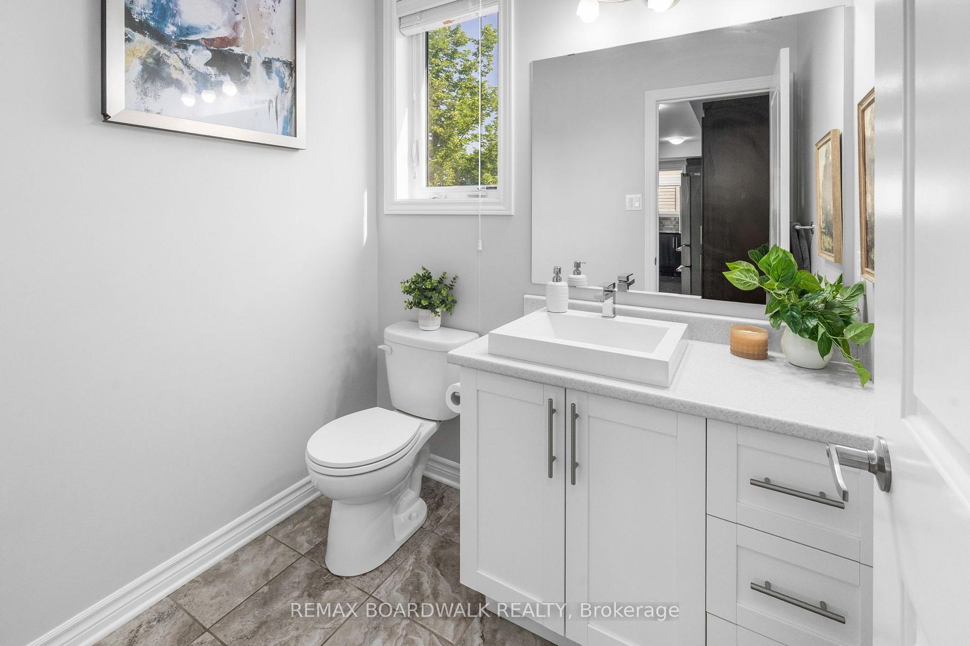 Photo 17 of 112 Francis Street, Carleton Place, Carleton Place — HOMEH