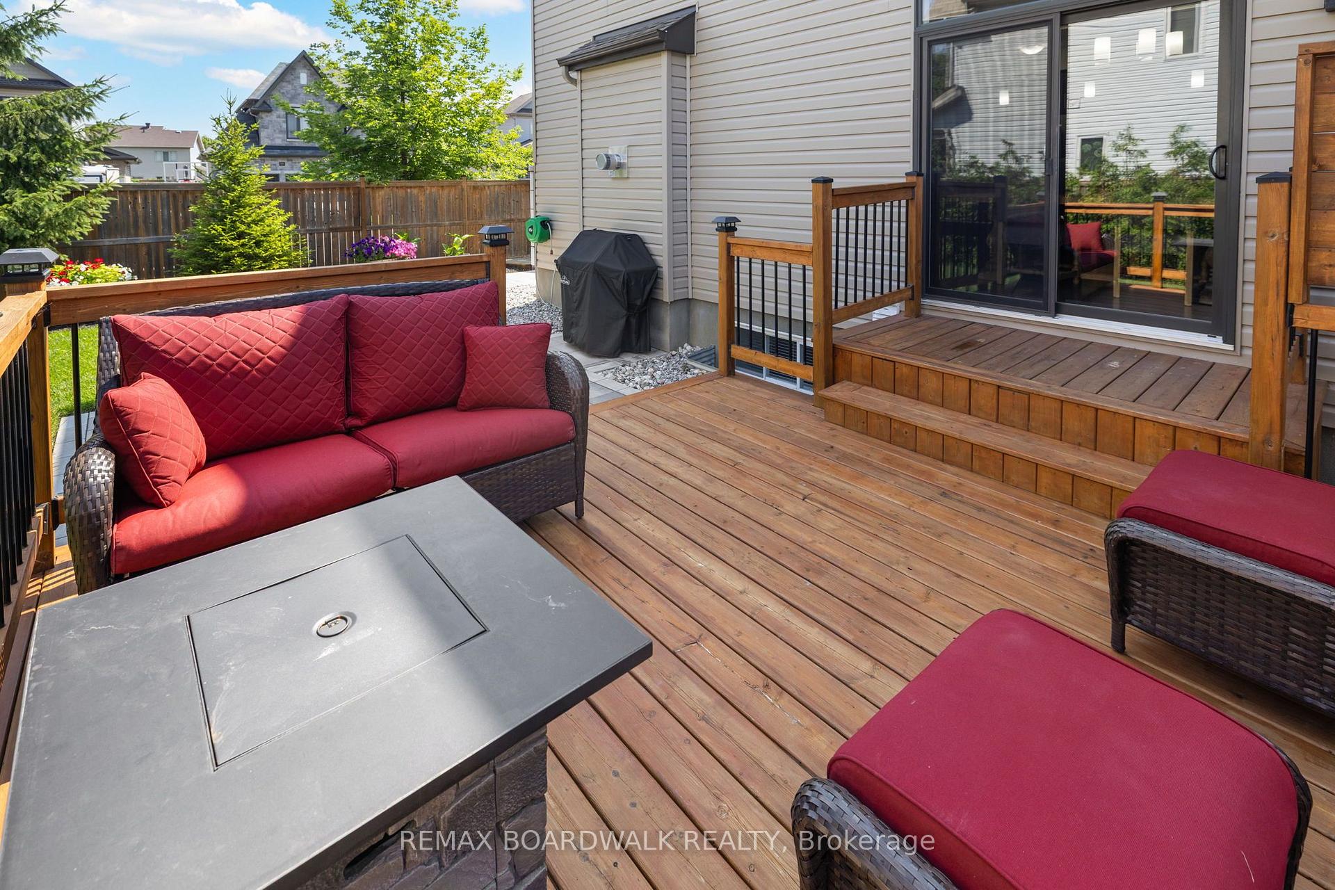 Photo 36 of 112 Francis Street, Carleton Place, Carleton Place — HOMEH