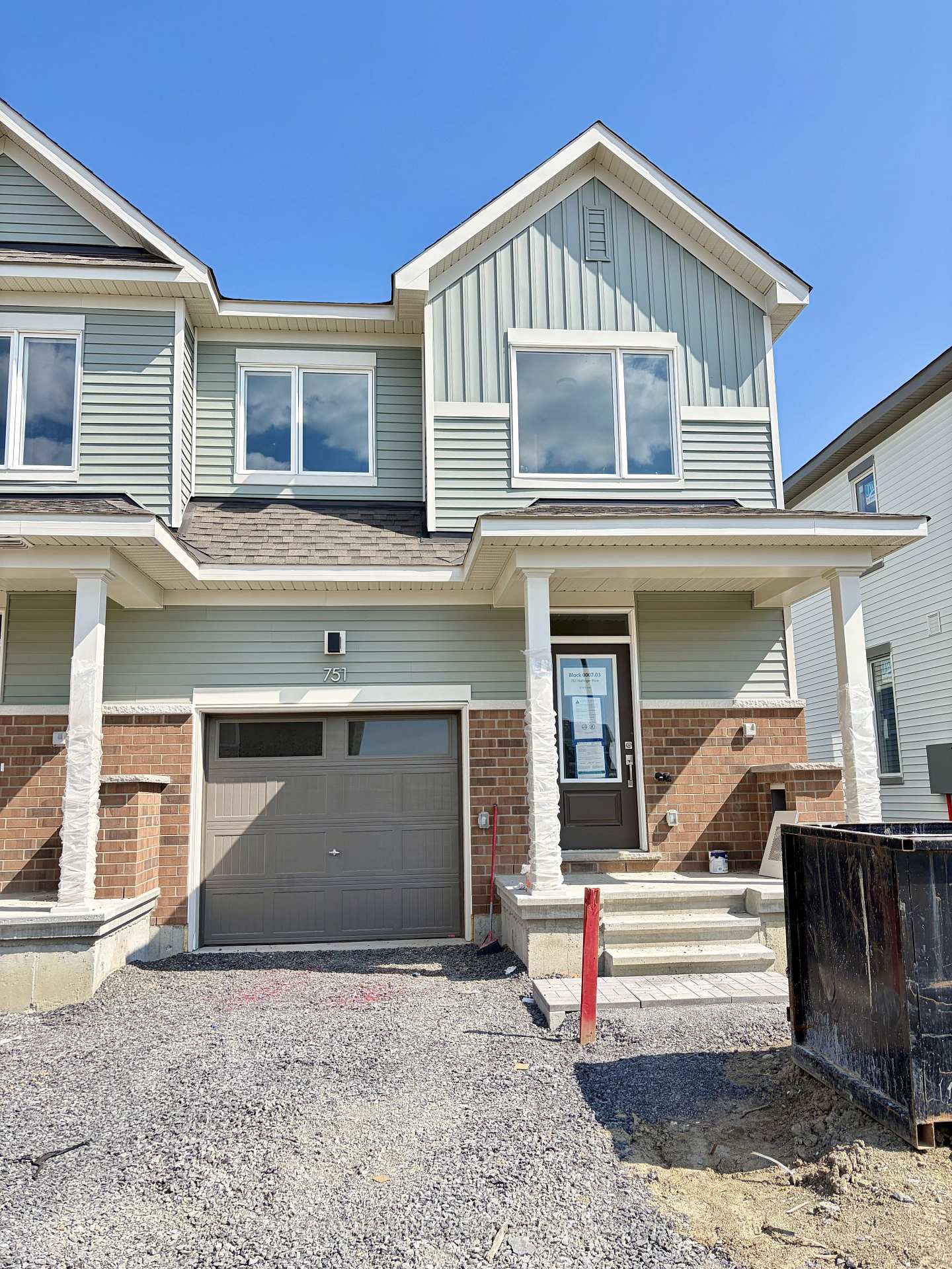 Photo 2 of 751 Haflinger Row, Ottawa, Btwn Franktown Rd. & Fallowfield Rd. — HOMEH