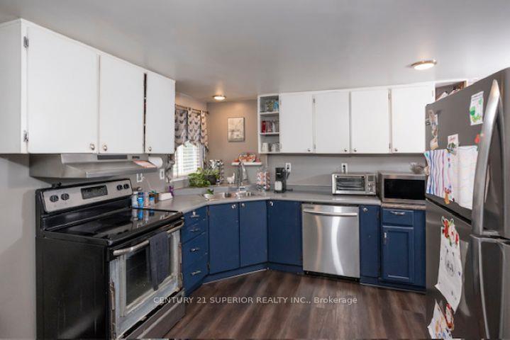 Photo 10 of 2367 Rosslyn Road, Thunder Bay, Rosslyn Road — HOMEH