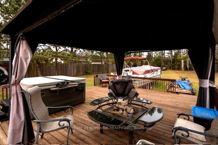 Photo 18 of 2367 Rosslyn Road, Thunder Bay, Rosslyn Road — HOMEH