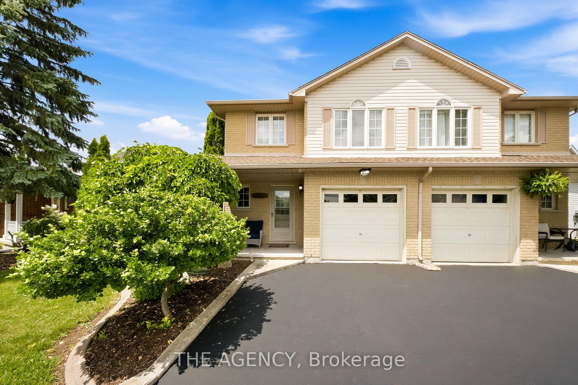 Photo 2 of 16 Scottacres Boulevard, Haldimand — HOMEH
