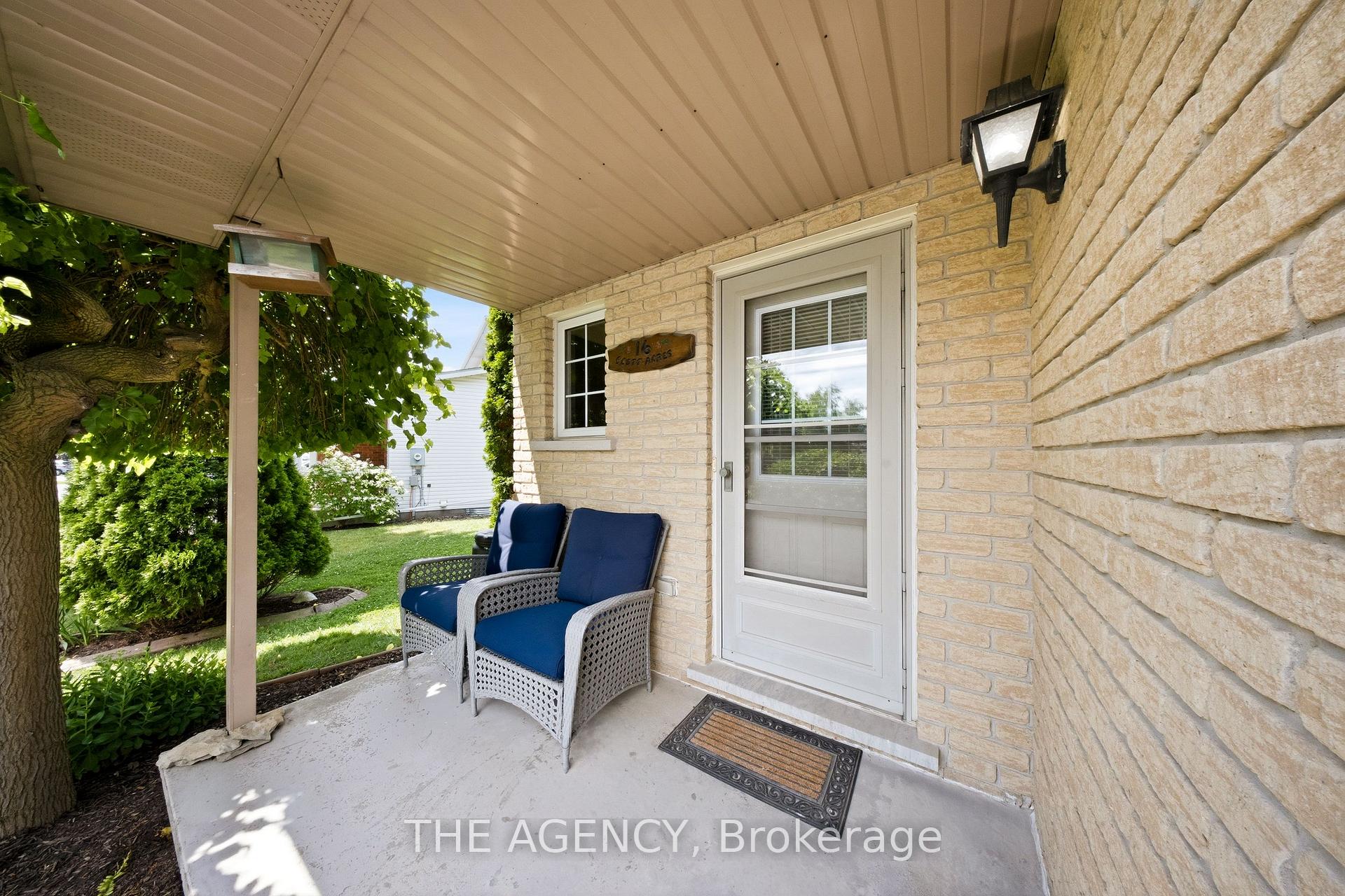 Photo 6 of 16 Scottacres Boulevard, Haldimand — HOMEH