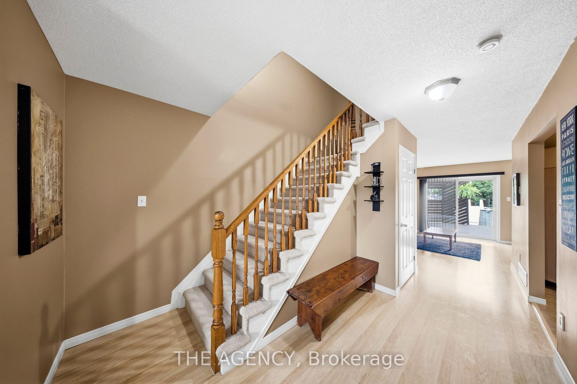 Photo 9 of 16 Scottacres Boulevard, Haldimand — HOMEH