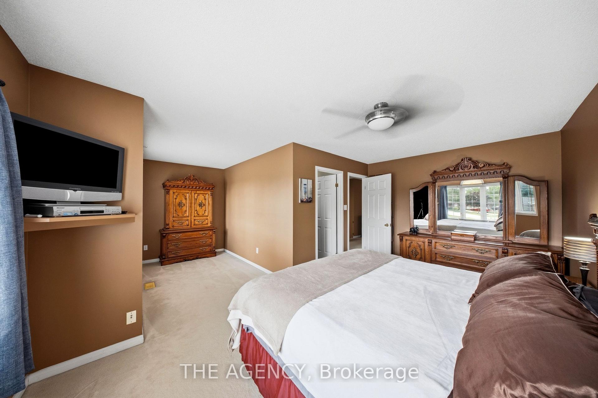 Photo 23 of 16 Scottacres Boulevard, Haldimand — HOMEH