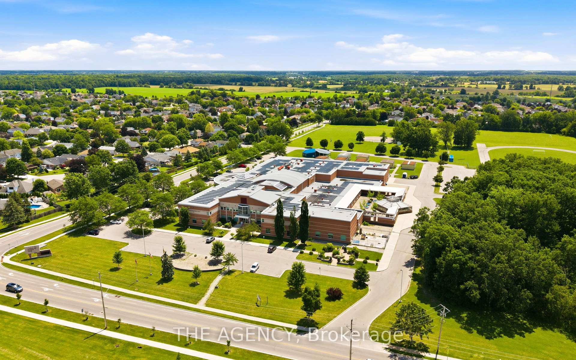 Photo 37 of 16 Scottacres Boulevard, Haldimand — HOMEH