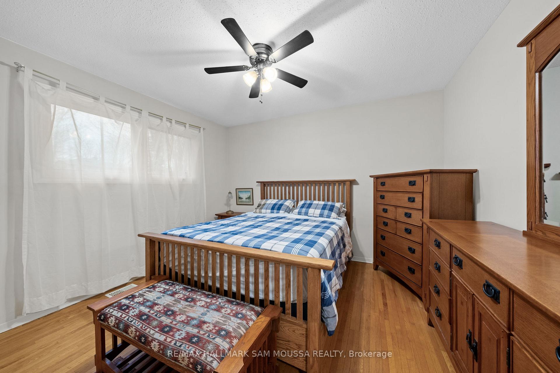 Photo 20 of 11 Springdale Crescent, Ottawa, Sheahan Estates/Trend Village — HOMEH