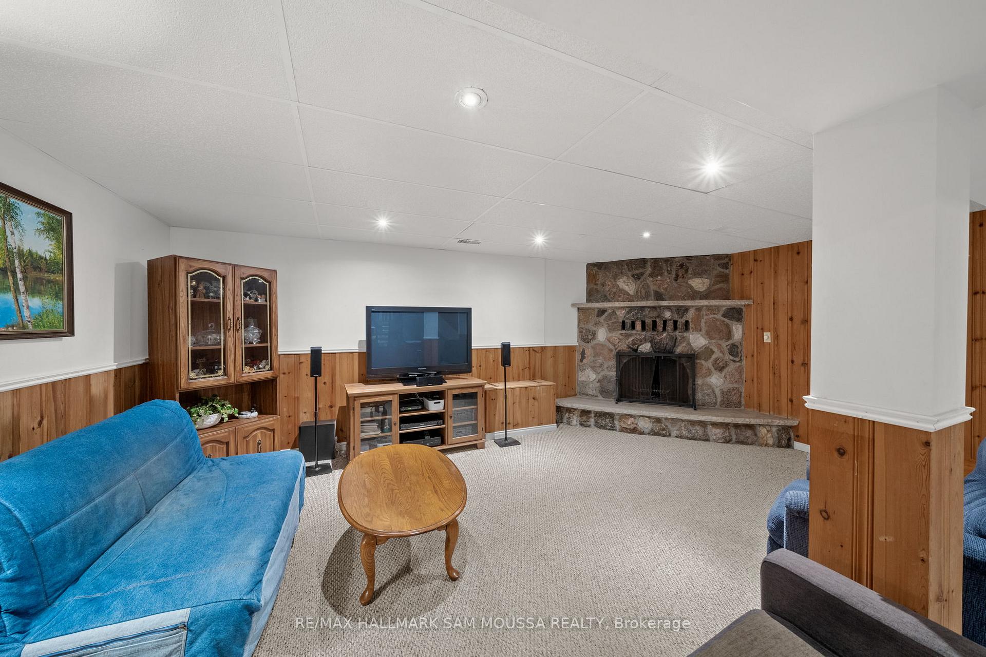 Photo 28 of 11 Springdale Crescent, Ottawa, Sheahan Estates/Trend Village — HOMEH