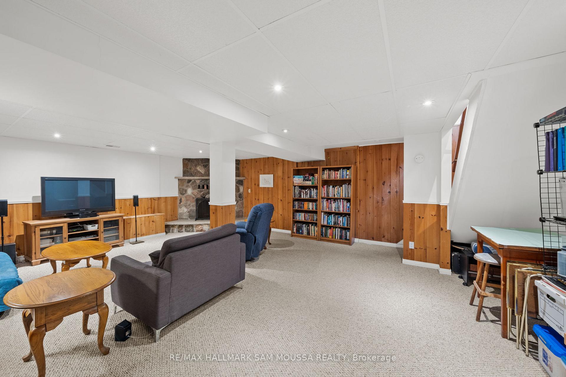 Photo 29 of 11 Springdale Crescent, Ottawa, Sheahan Estates/Trend Village — HOMEH