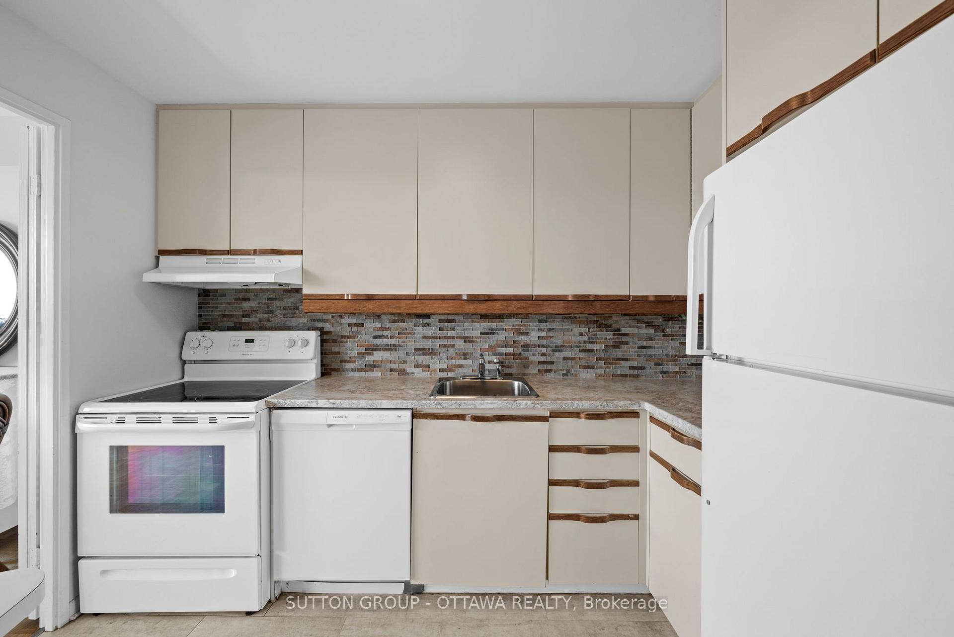 Photo 15 of Unit 504, 2625 Regina Street E, Ottawa, Britannia — HOMEH