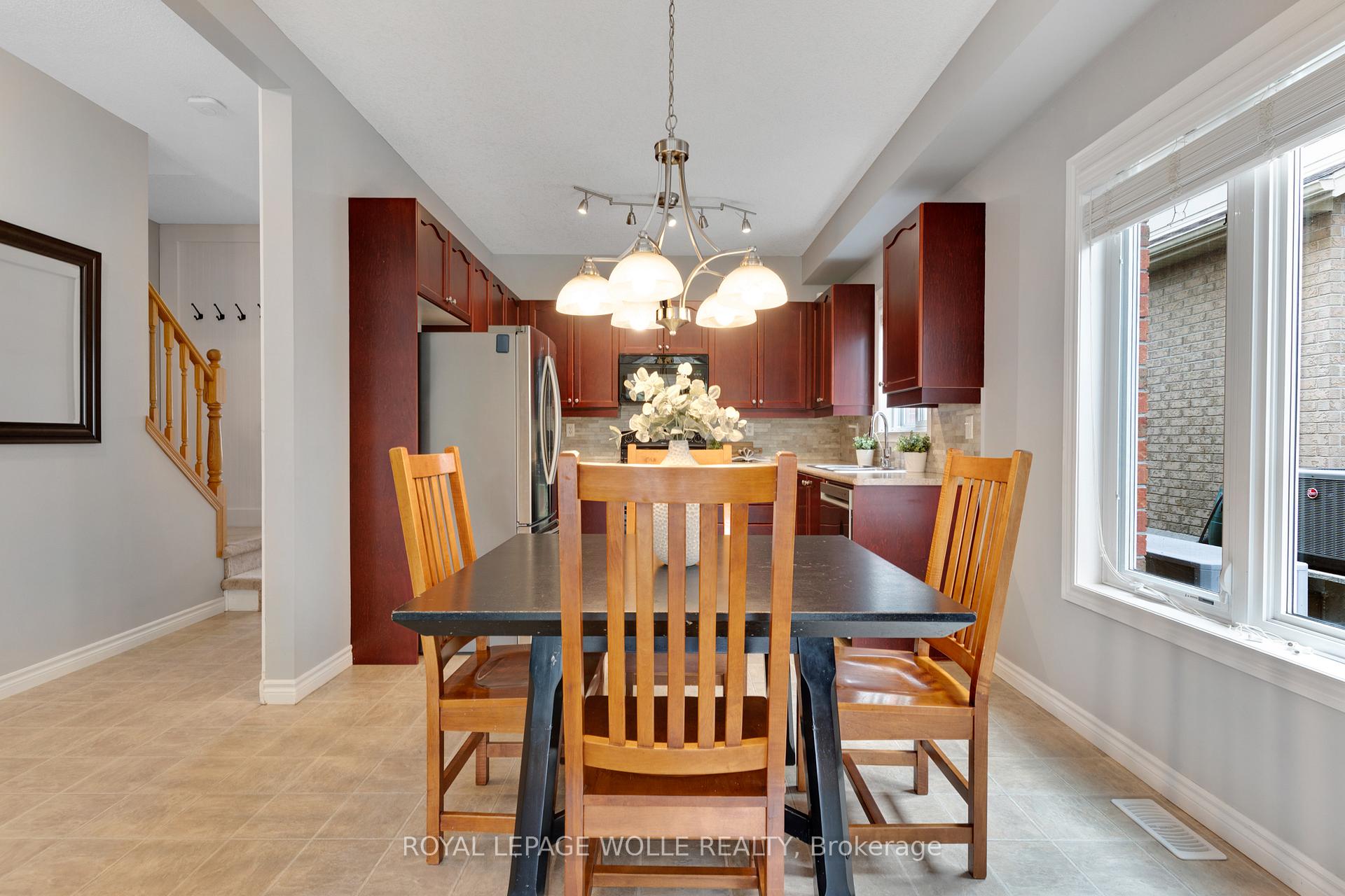 Photo 14 of 1232 Old Zeller Drive, Kitchener, Grand River South — HOMEH