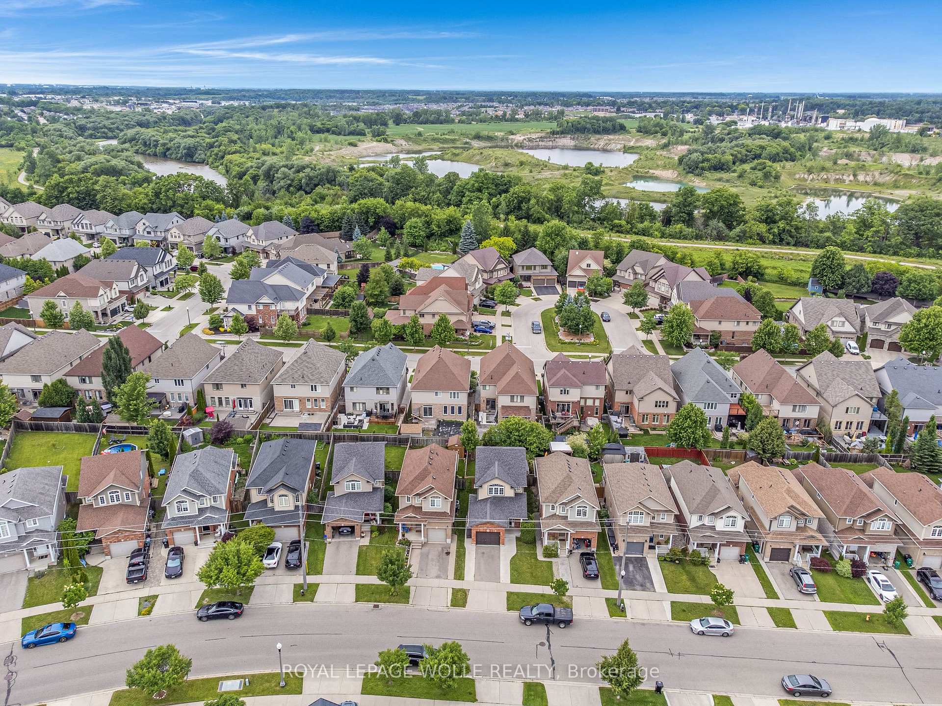 Photo 37 of 1232 Old Zeller Drive, Kitchener, Grand River South — HOMEH