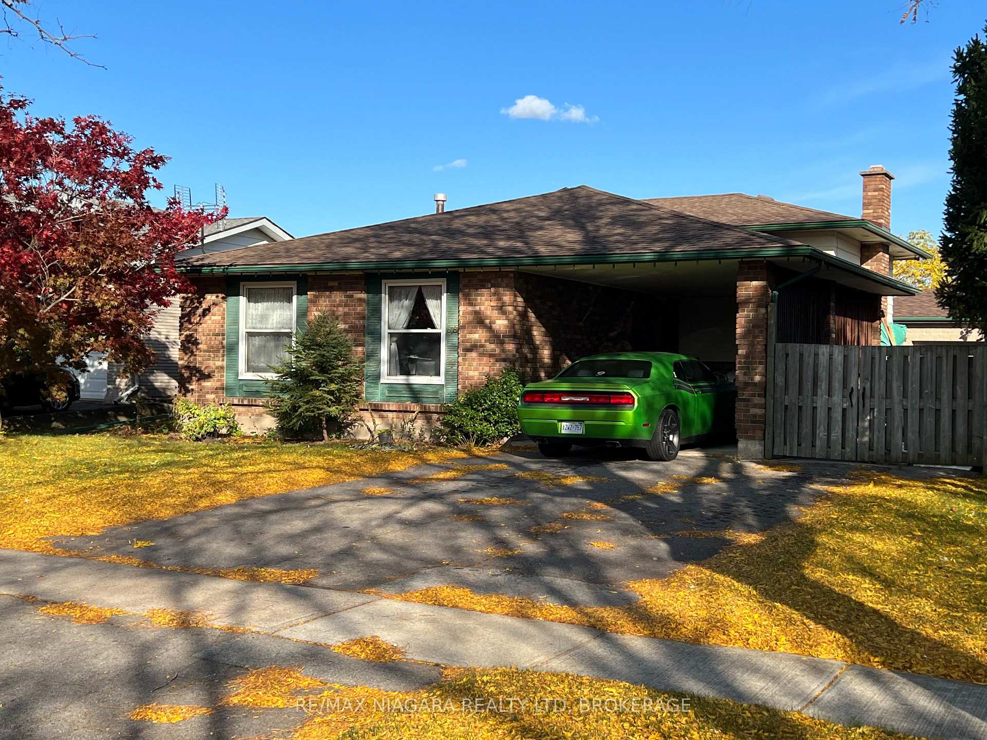 Photo 2 of 6086 Eldorado Avenue, Niagara Falls, West Wood — HOMEH