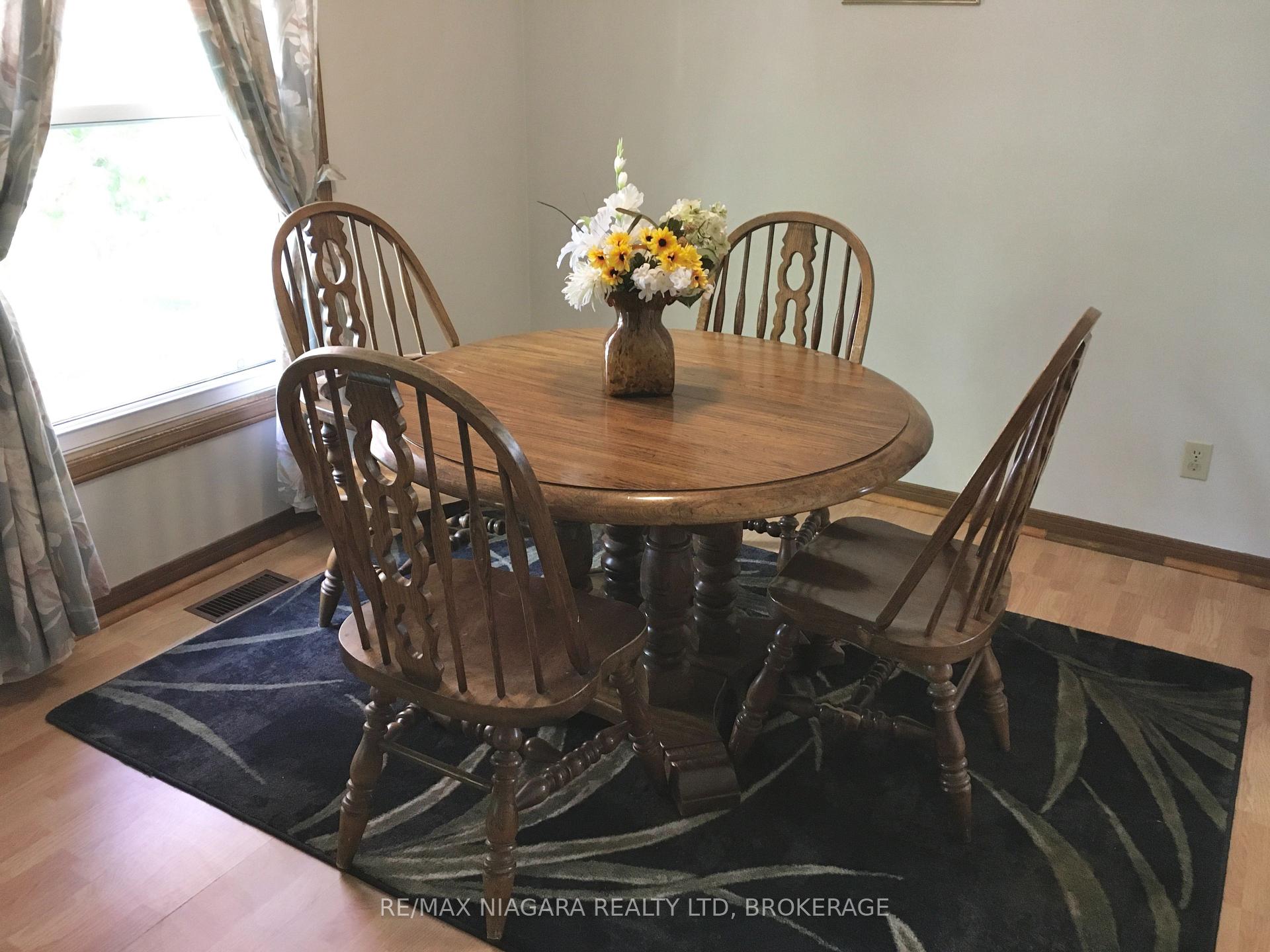 Photo 13 of 6086 Eldorado Avenue, Niagara Falls, West Wood — HOMEH