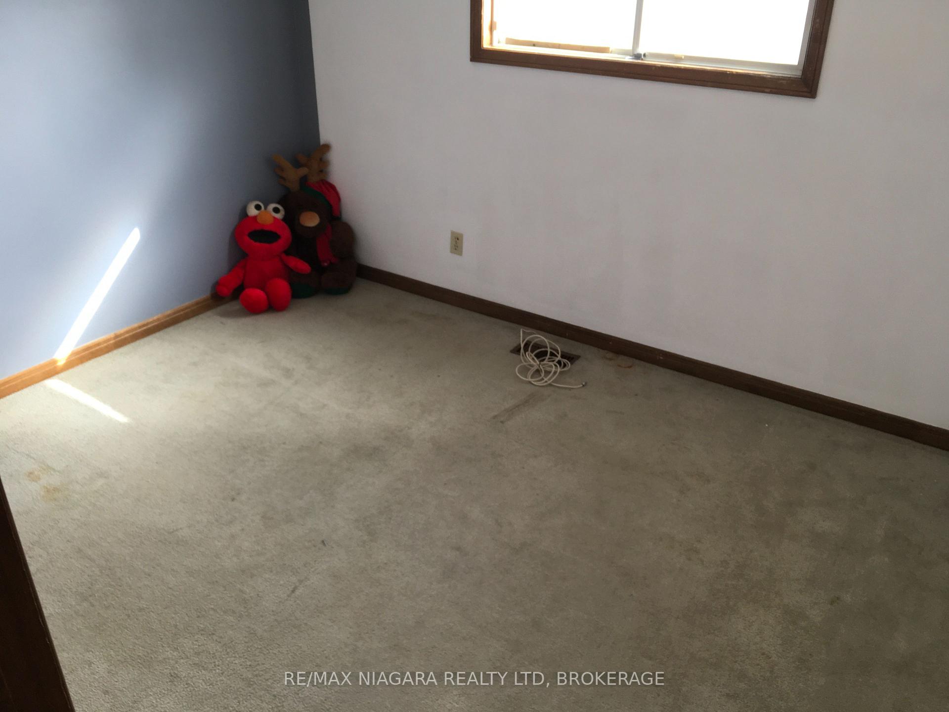 Photo 30 of 6086 Eldorado Avenue, Niagara Falls, West Wood — HOMEH