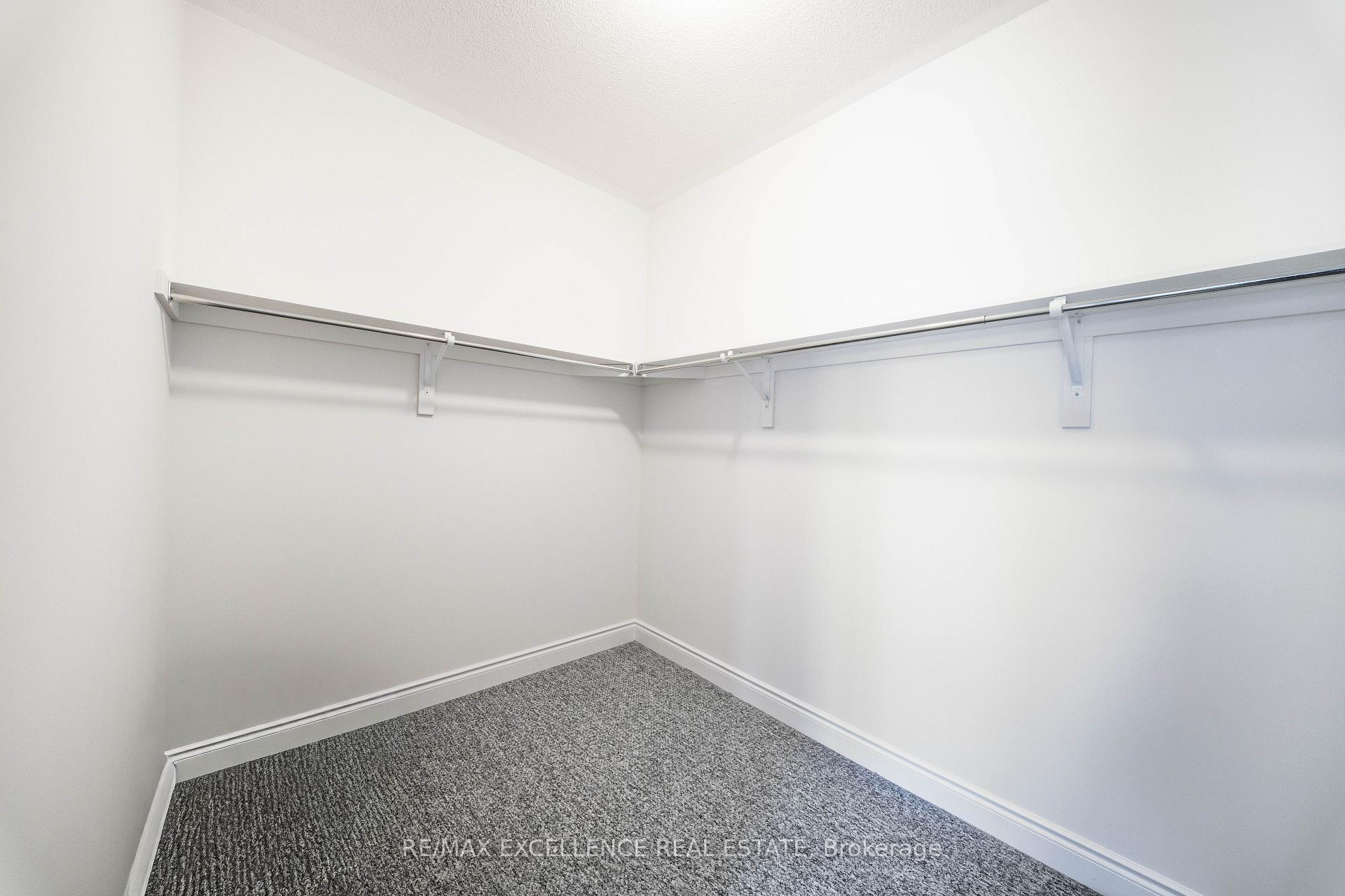 Photo 10 of 1246 Anthonia Trail, Oakville, Joshua Meadows — HOMEH