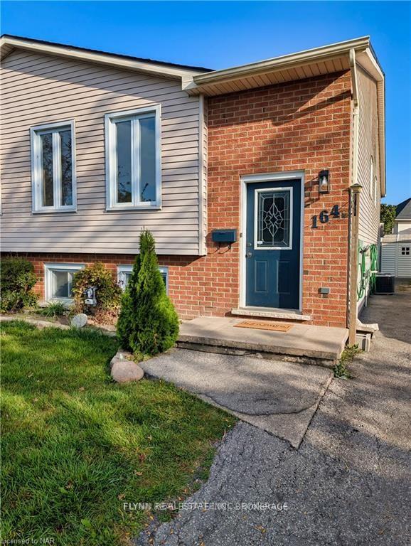Photo 2 of Unit Upper, 164 Windsor Street, Welland, Broadway — HOMEH