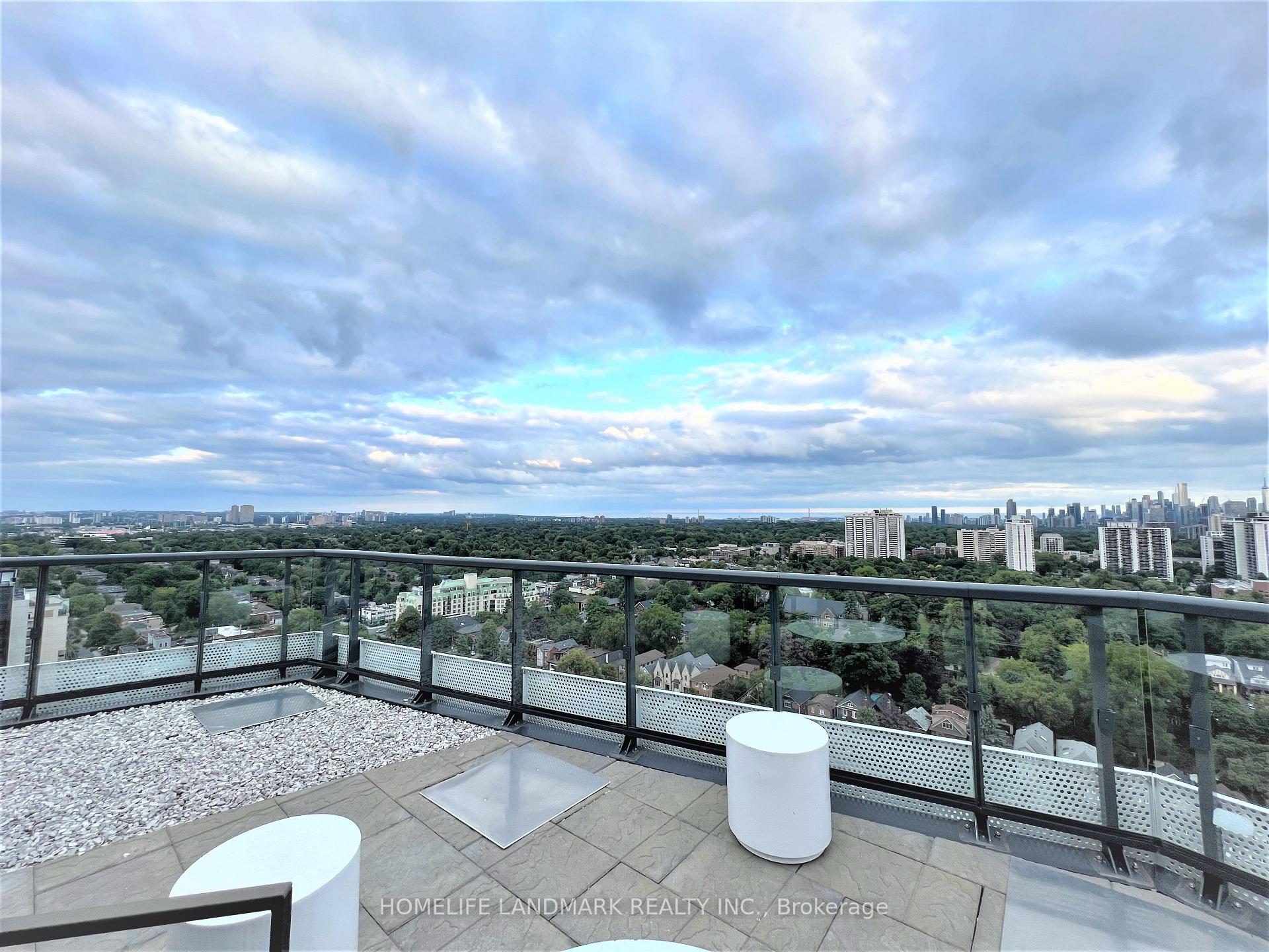 Photo 16 of Unit 1105, 11 Lillian Street, Toronto, Mount Pleasant West — HOMEH