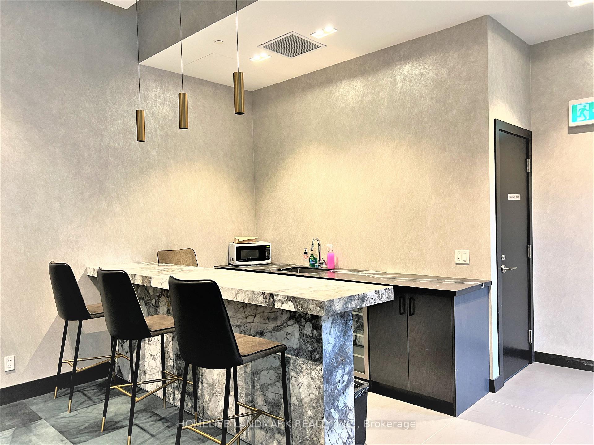Photo 21 of Unit 1105, 11 Lillian Street, Toronto, Mount Pleasant West — HOMEH