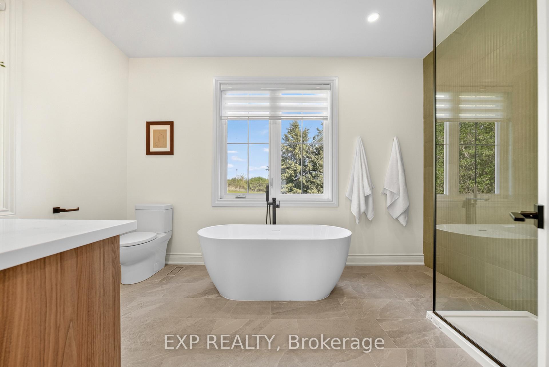Photo 21 of 124 Wilbert Cox Drive, Ottawa, Huntley Ward (South East) — HOMEH