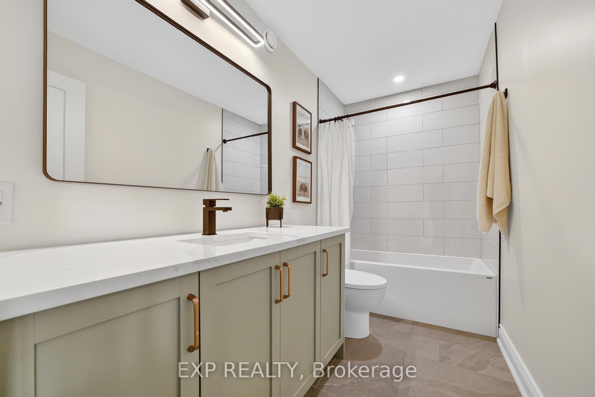 Photo 25 of 124 Wilbert Cox Drive, Ottawa, Huntley Ward (South East) — HOMEH