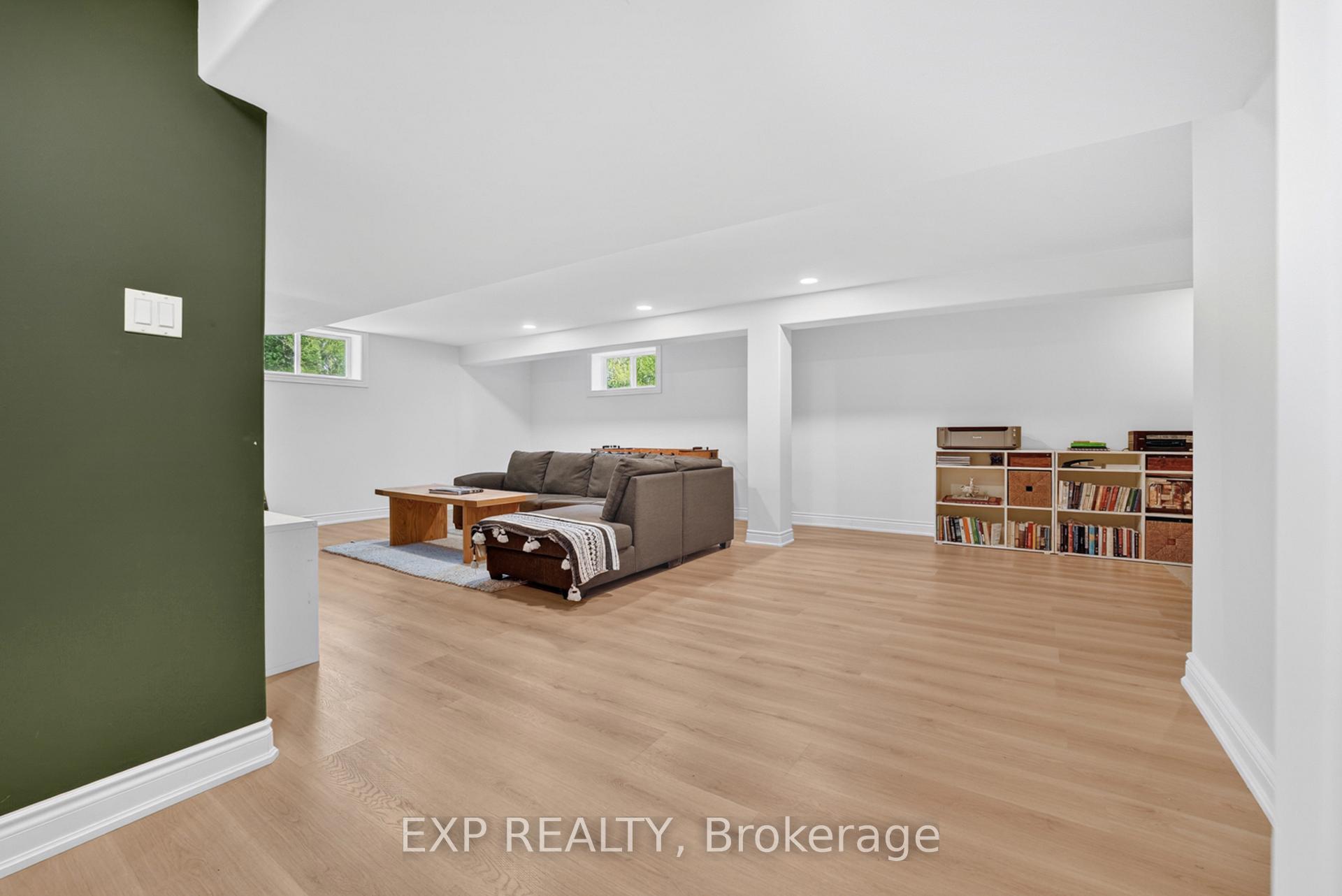 Photo 29 of 124 Wilbert Cox Drive, Ottawa, Huntley Ward (South East) — HOMEH