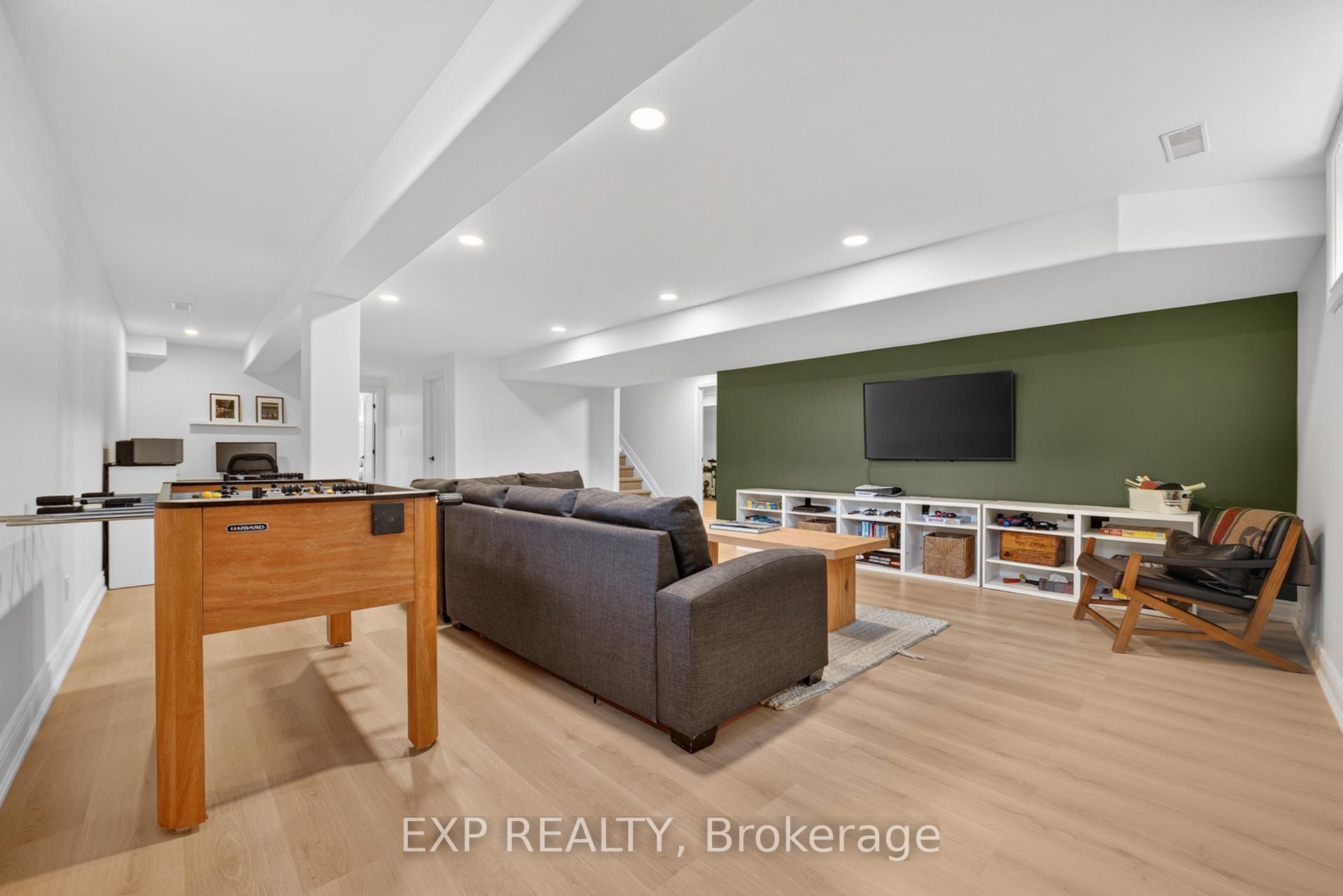 Photo 31 of 124 Wilbert Cox Drive, Ottawa, Huntley Ward (South East) — HOMEH