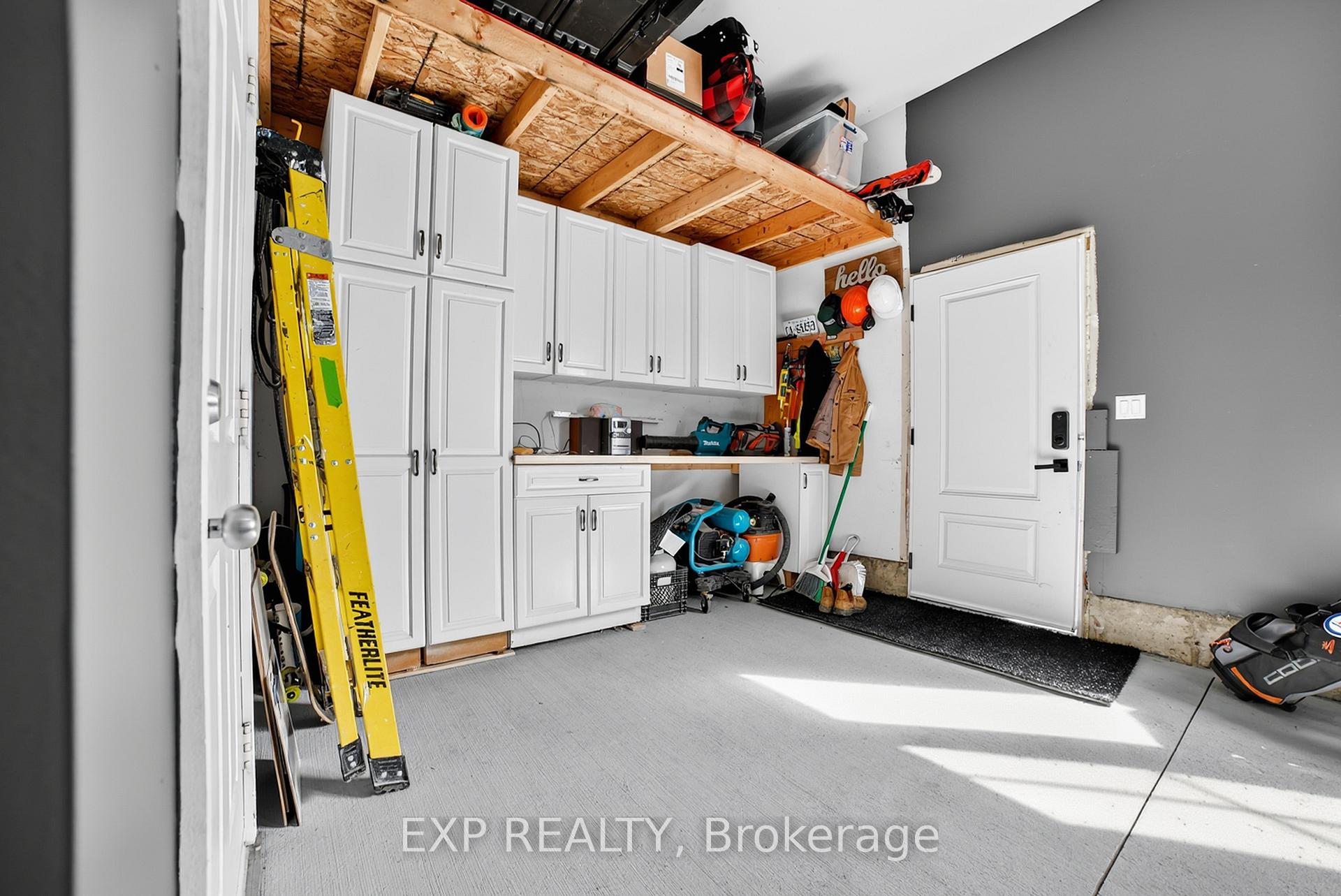 Photo 40 of 124 Wilbert Cox Drive, Ottawa, Huntley Ward (South East) — HOMEH