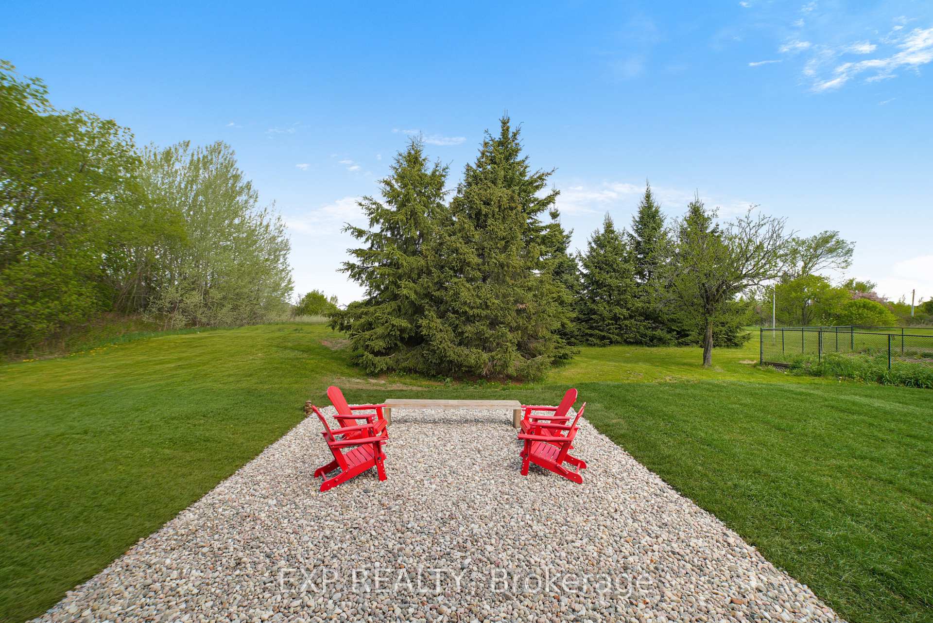 Photo 45 of 124 Wilbert Cox Drive, Ottawa, Huntley Ward (South East) — HOMEH