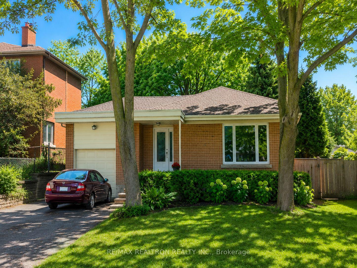 Photo 1 of 318 Holmes Avenue, North York, Willowdale East — HOMEH