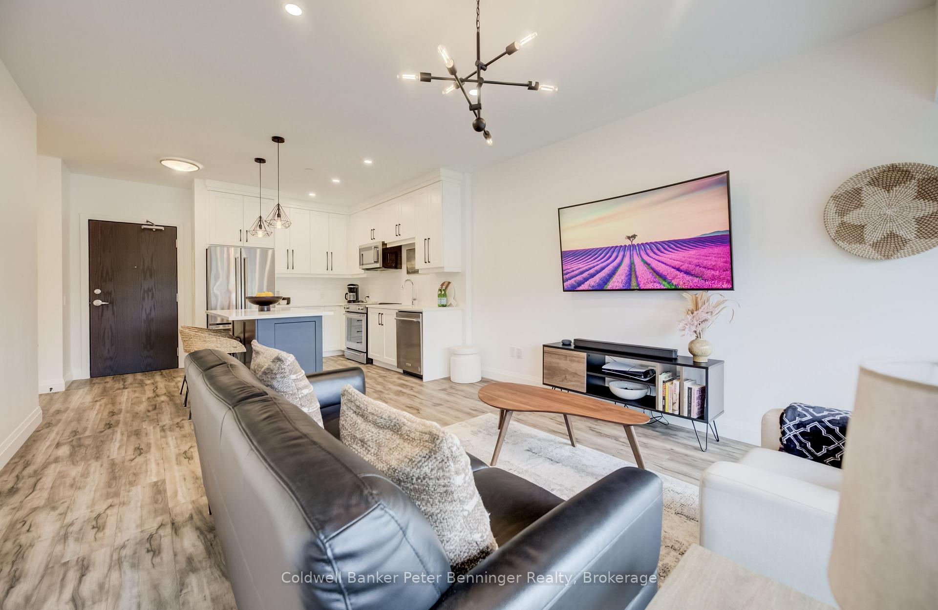 Photo 13 of Unit 104, 332 Gosling Gardens, Guelph, Clairfields/Hanlon Business Park — HOMEH