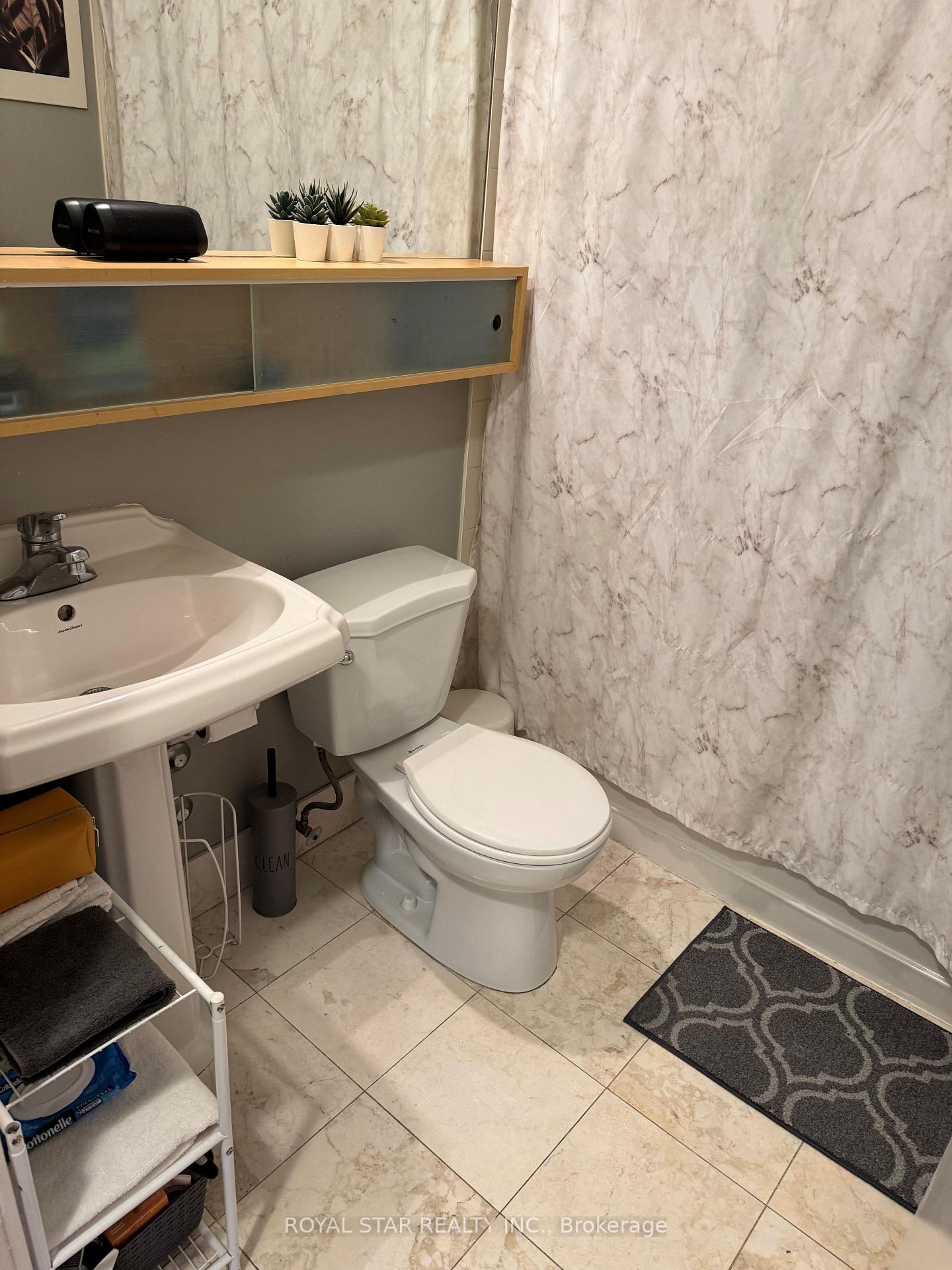 Photo 2 of Unit 706, 85 Bloor Street, Toronto, Church-Yonge Corridor — HOMEH