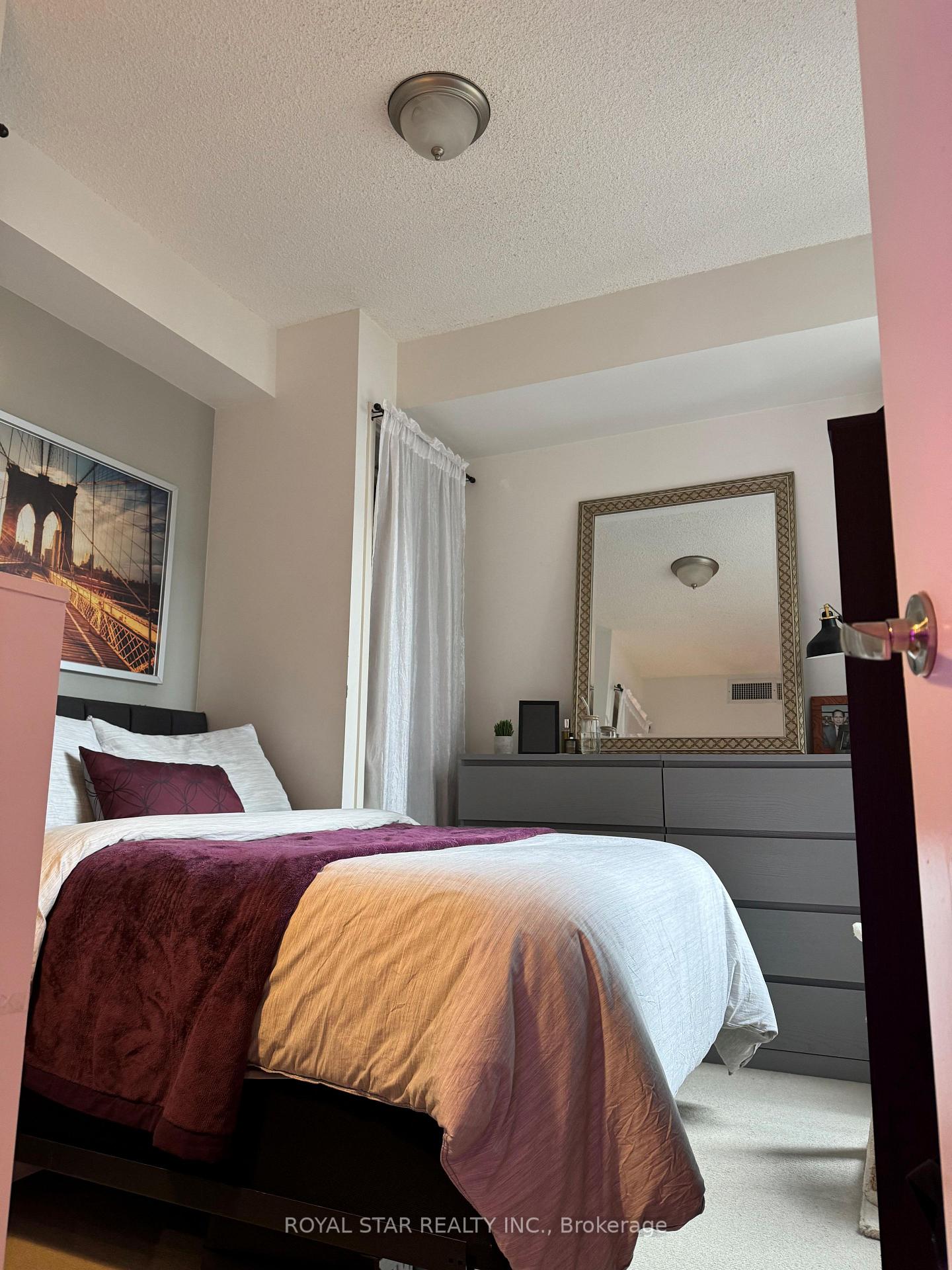 Photo 5 of Unit 706, 85 Bloor Street, Toronto, Church-Yonge Corridor — HOMEH