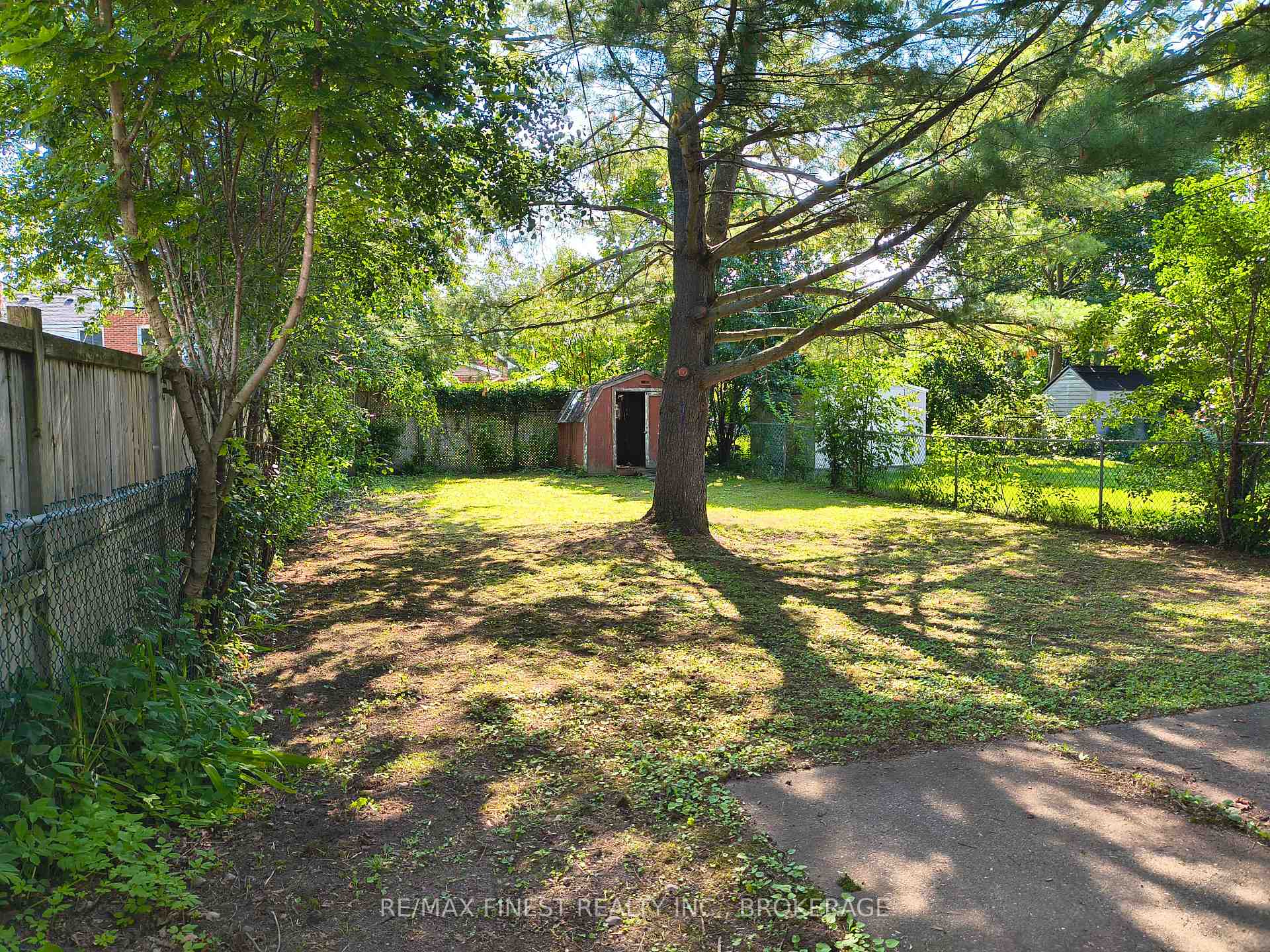 Photo 2 of 309 College Street, Kingston, Central City East — HOMEH