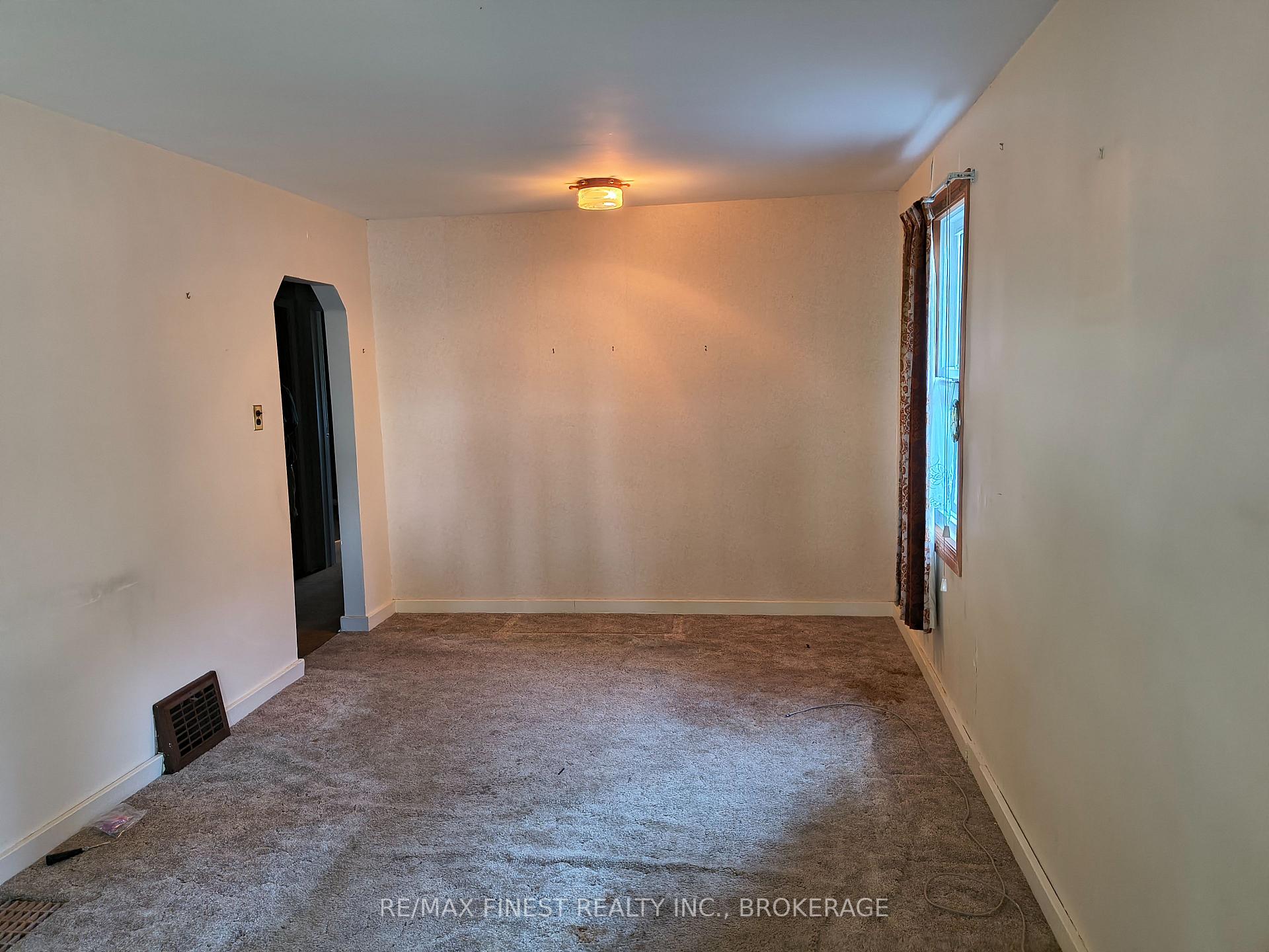 Photo 6 of 309 College Street, Kingston, Central City East — HOMEH