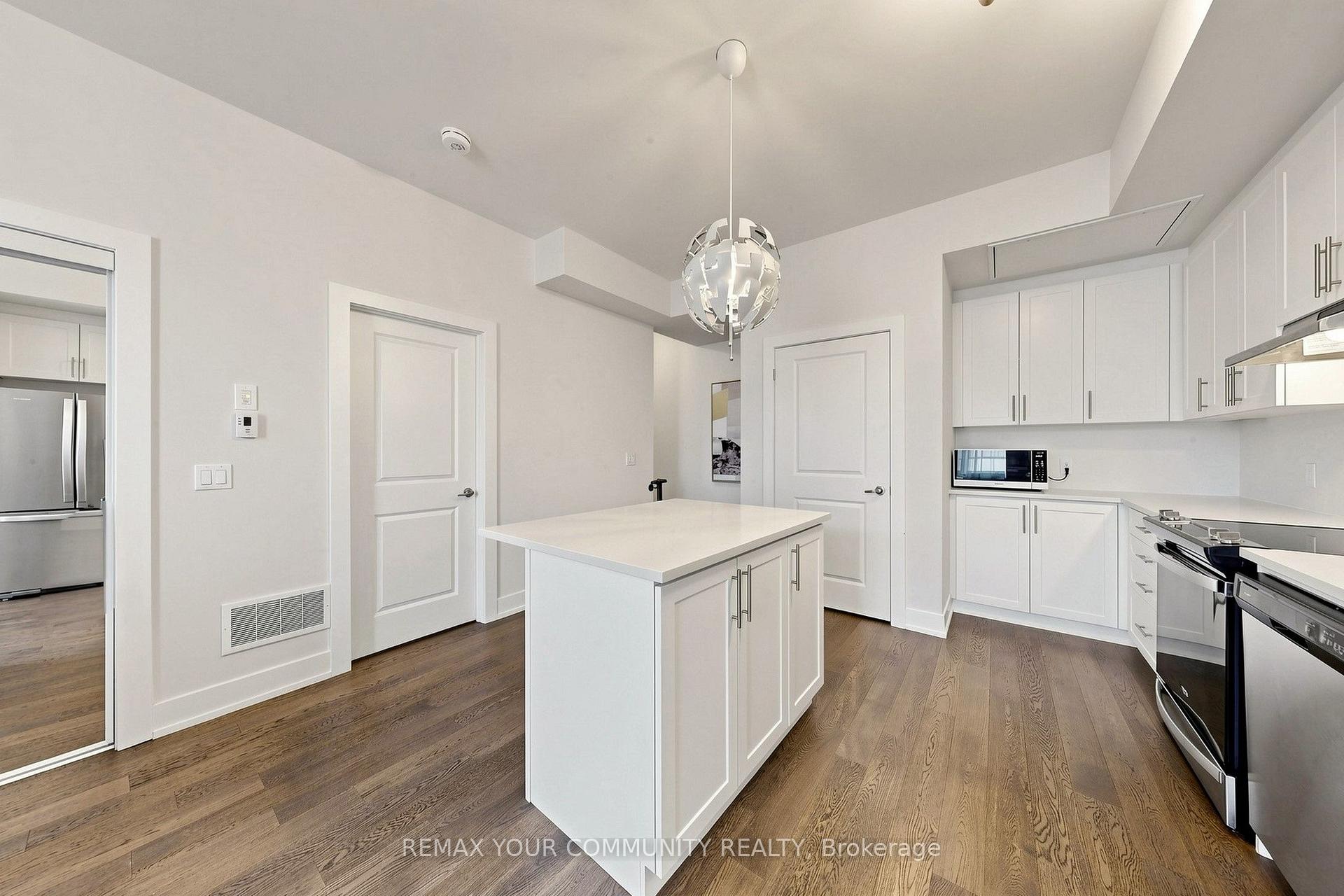 Photo 8 of Unit L146, 9580 Islington Avenue, Vaughan, Sonoma Heights — HOMEH
