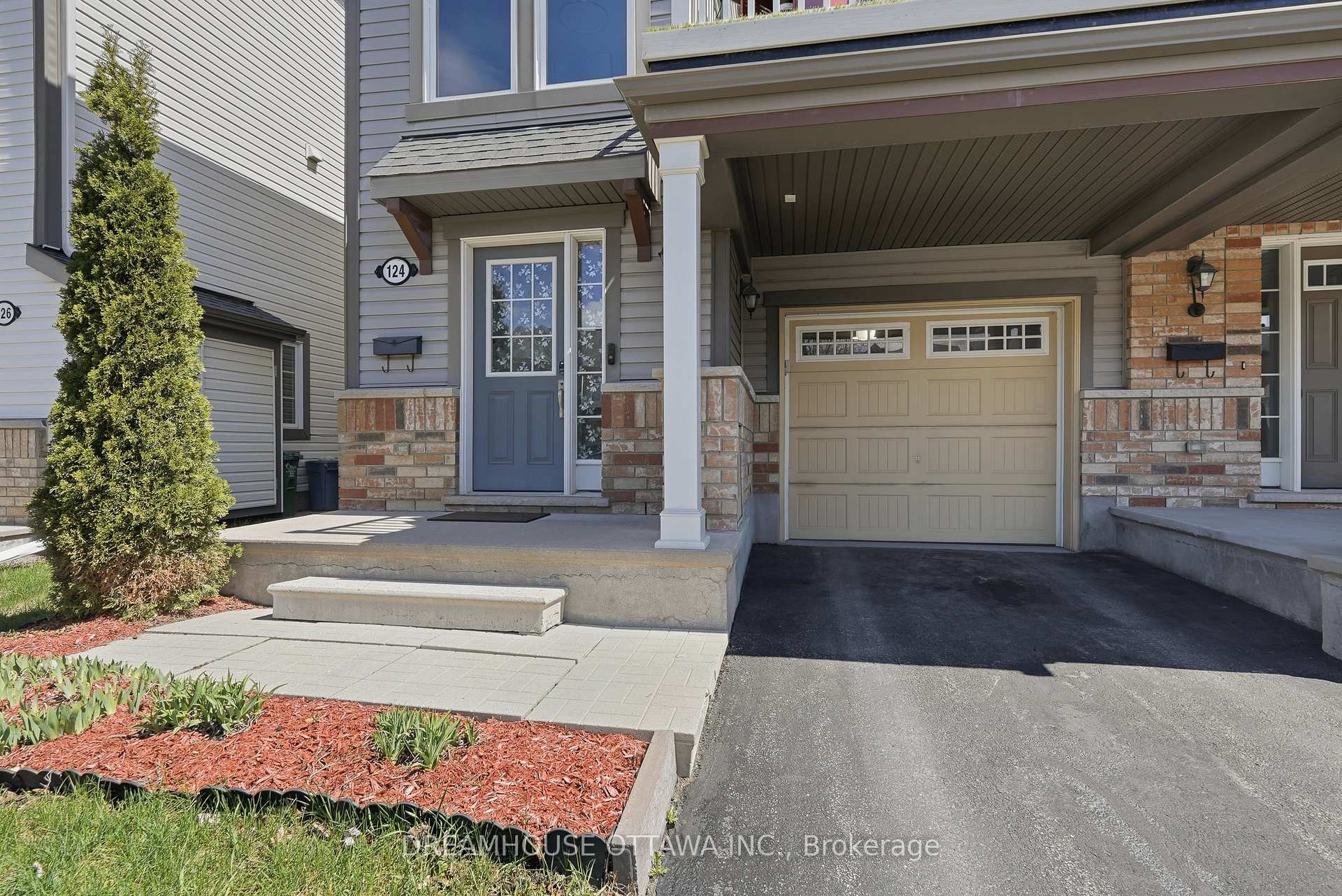 Photo 2 of 124 Pennant Avenue, Ottawa, Barrhaven - Half Moon Bay — HOMEH