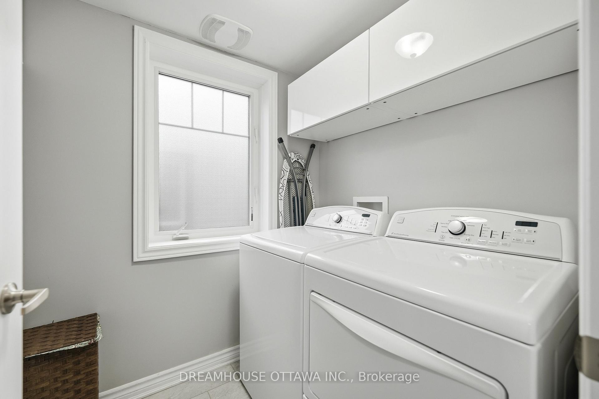 Photo 6 of 124 Pennant Avenue, Ottawa, Barrhaven - Half Moon Bay — HOMEH