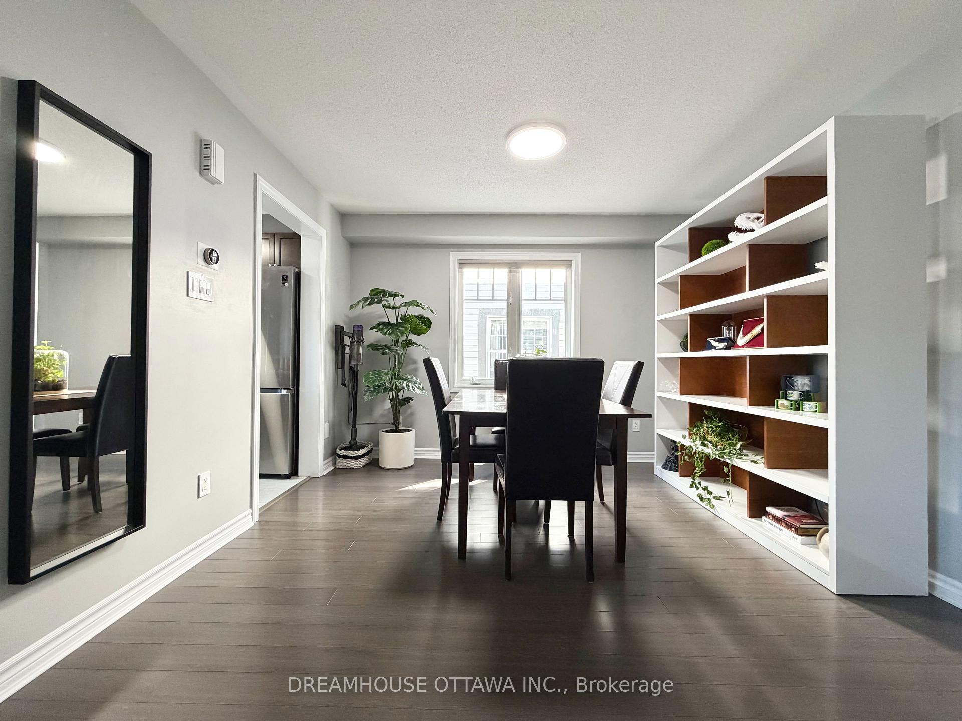 Photo 9 of 124 Pennant Avenue, Ottawa, Barrhaven - Half Moon Bay — HOMEH