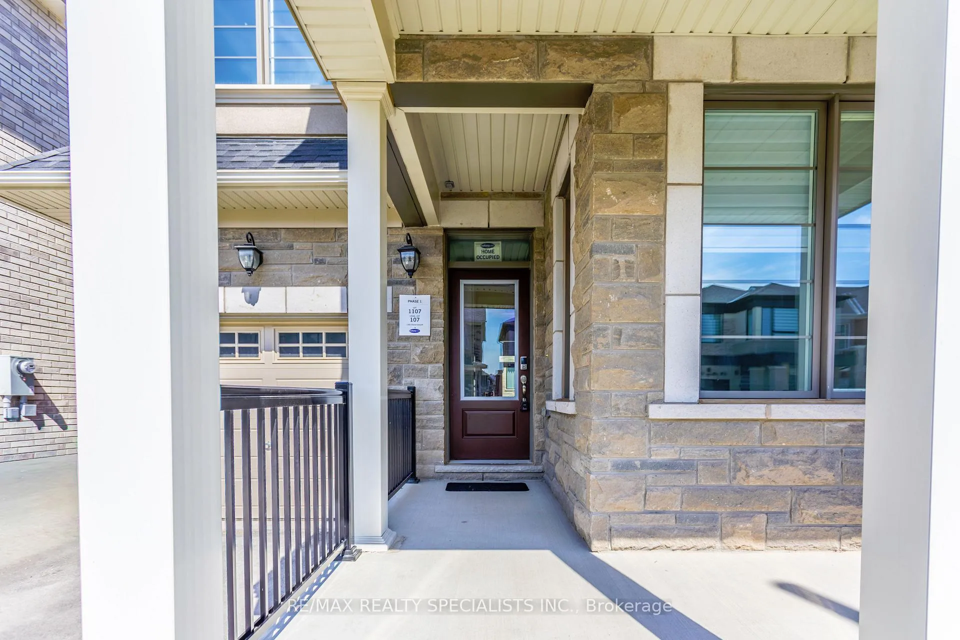 Photo 3 of 1183 Stacey Crescent, Milton, Bowes — HOMEH