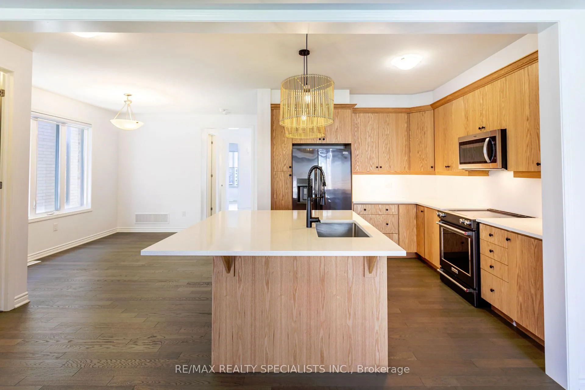 Photo 15 of 1183 Stacey Crescent, Milton, Bowes — HOMEH