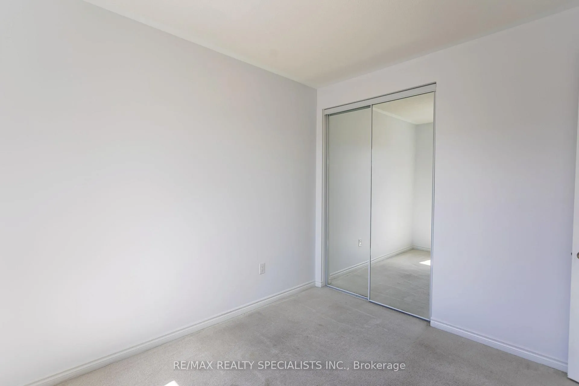 Photo 36 of 1183 Stacey Crescent, Milton, Bowes — HOMEH